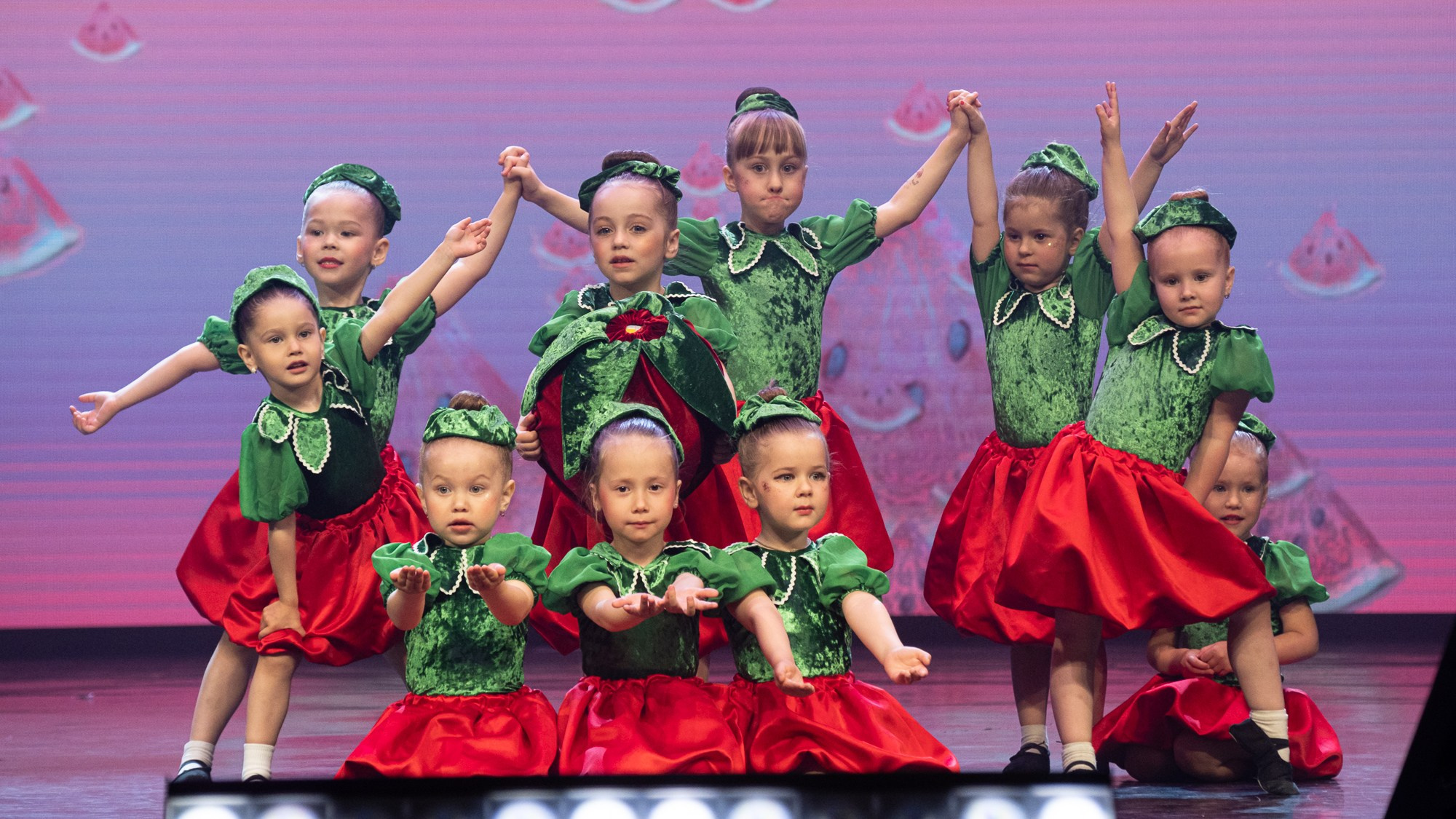 Отчетный концерт студии танца ARTIDANCE. Репортажный фотограф в Казани Павел Серпокрылов