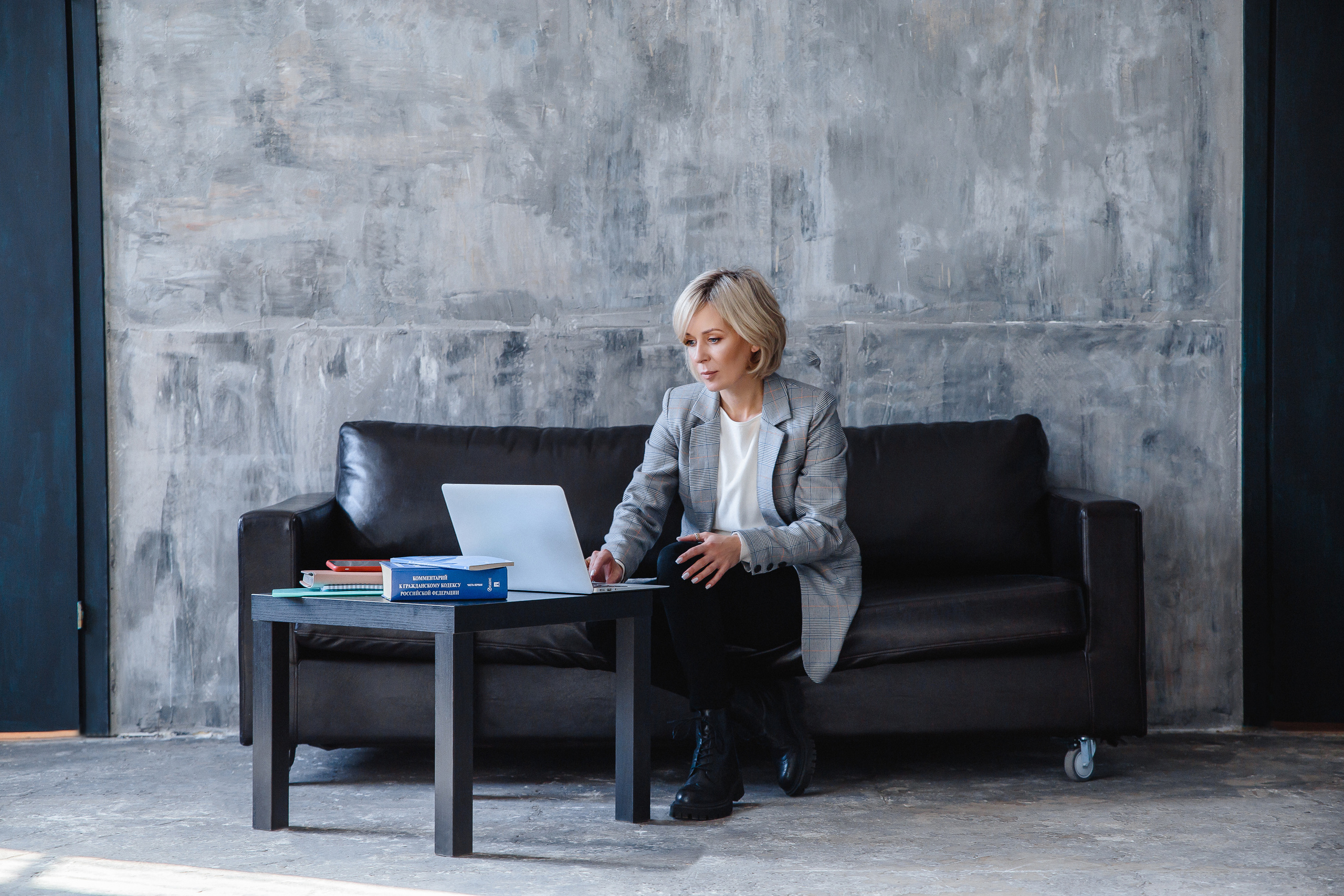 Контент-съёмка для руководителя агентства недвижимости. Фотограф Марина Юдина. Подольск, Москва