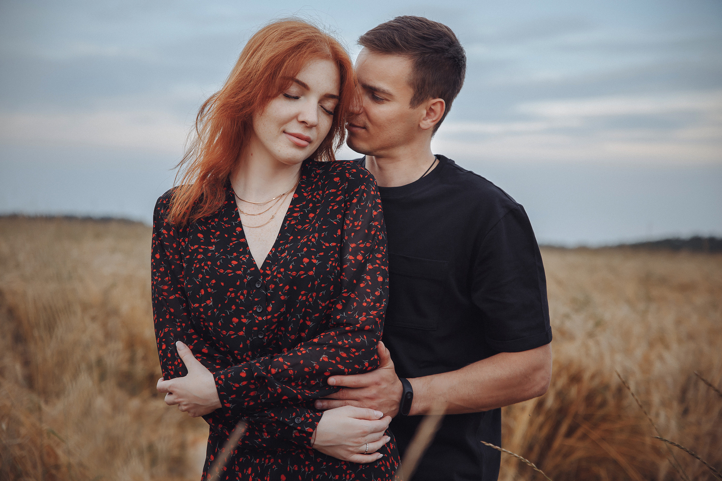 Летняя love-story в поле. Фотограф Марина Юдина. Подольск, Москва