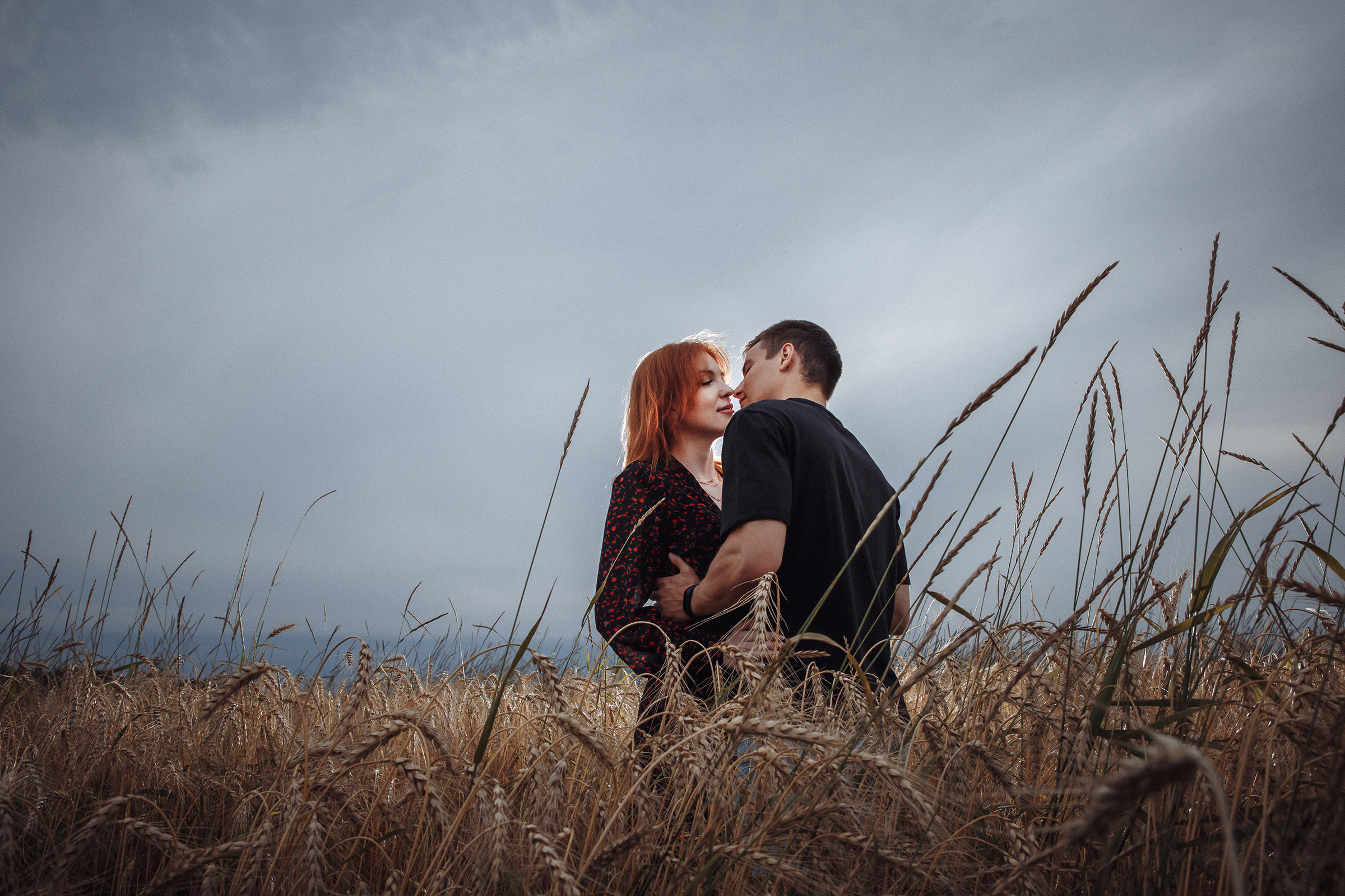 Летняя love-story в поле. Фотограф Марина Юдина. Подольск, Москва