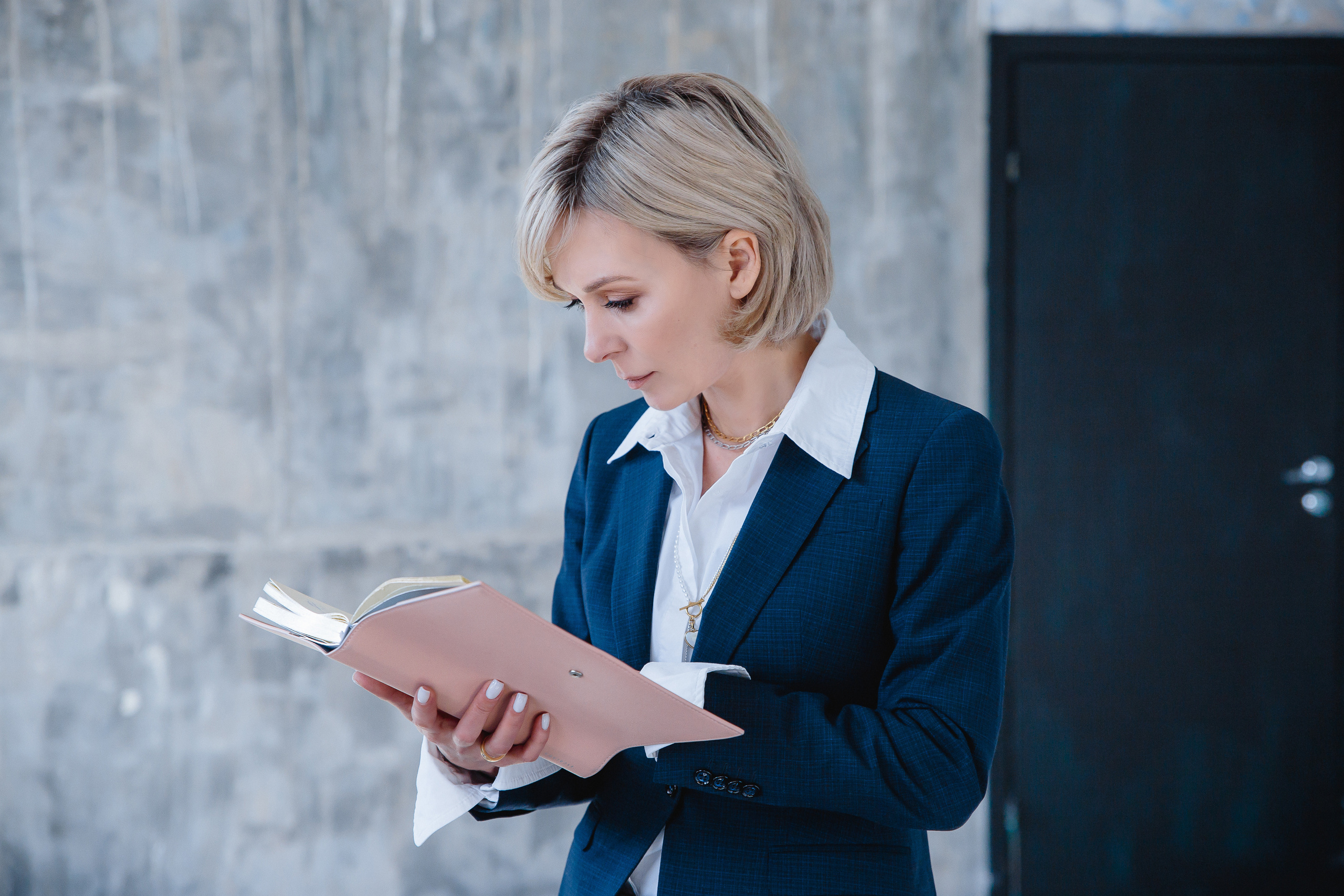 Контент-съёмка для руководителя агентства недвижимости. Фотограф Марина Юдина. Подольск, Москва