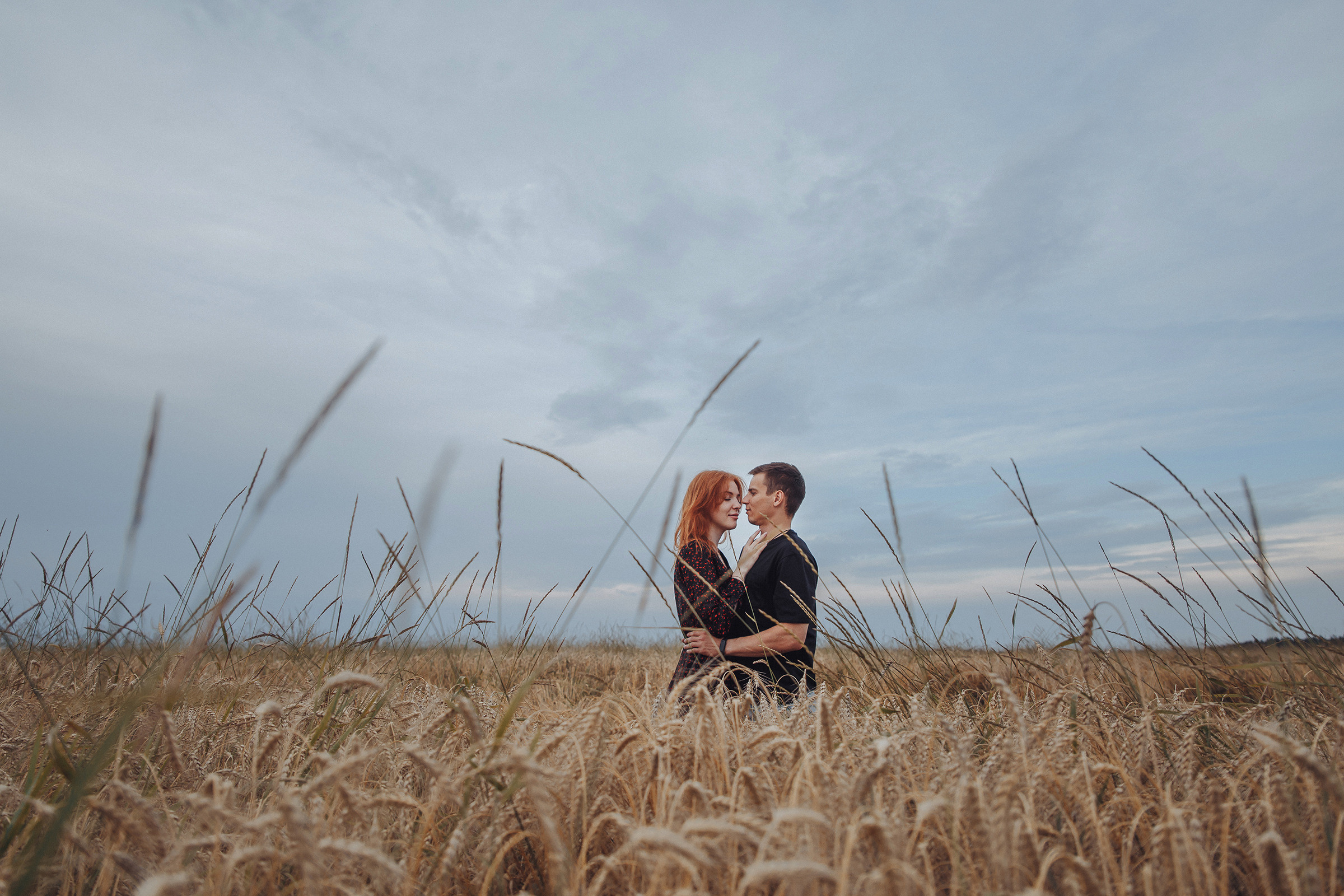 Летняя love-story в поле. Фотограф Марина Юдина. Подольск, Москва
