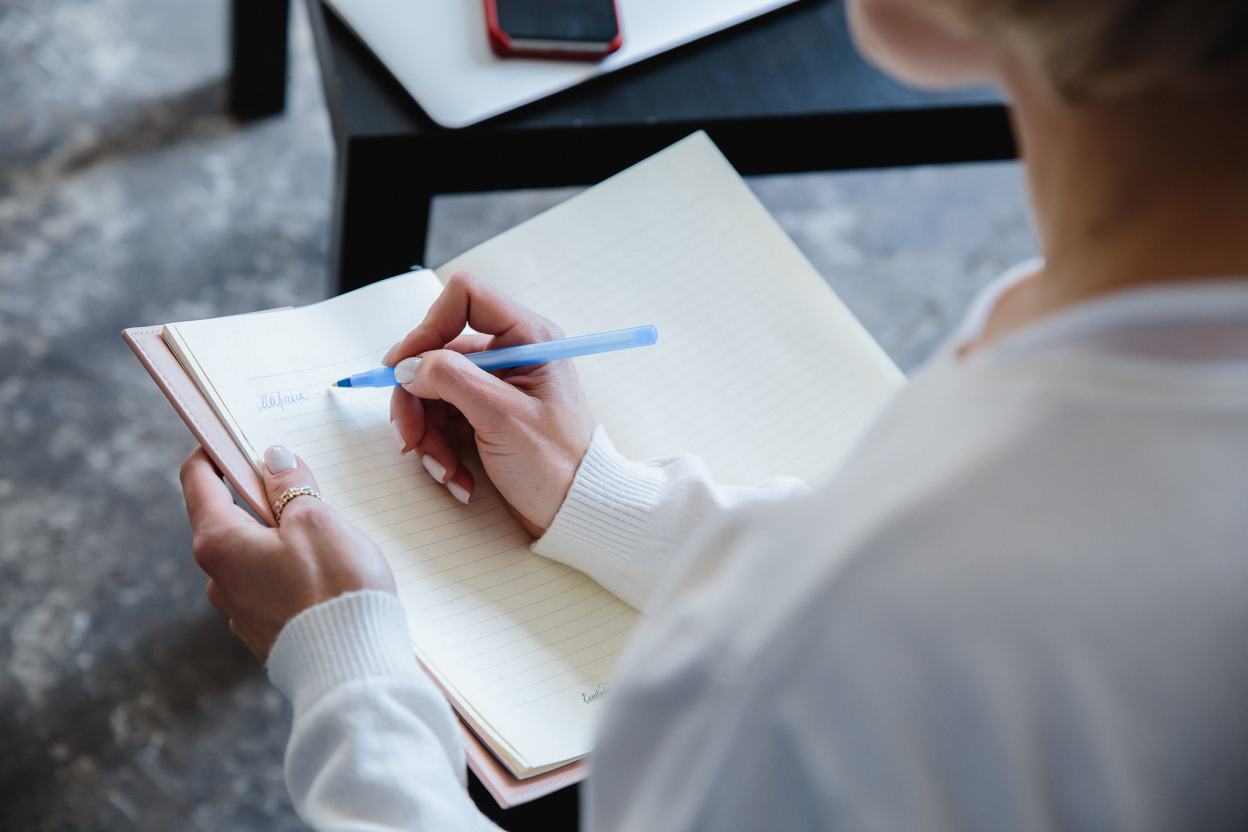 Контент-съёмка для руководителя агентства недвижимости. Фотограф Марина Юдина. Подольск, Москва