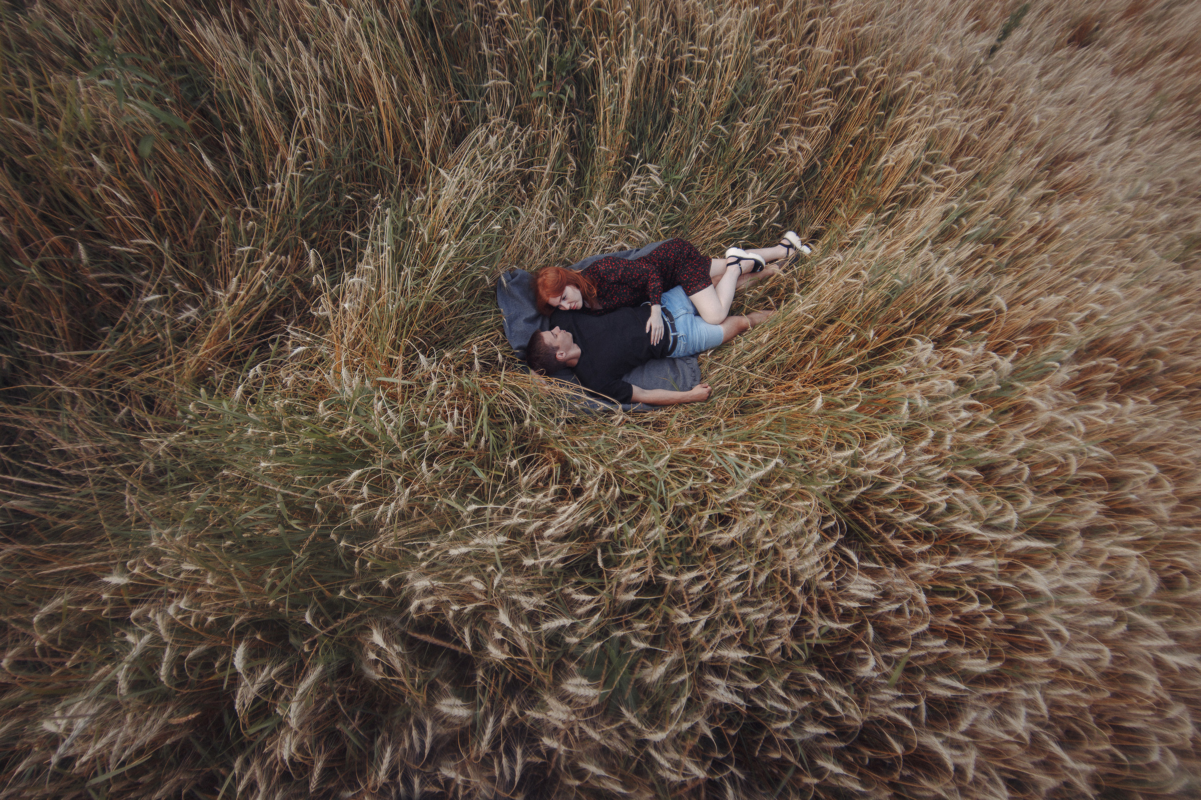 Летняя love-story в поле. Фотограф Марина Юдина. Подольск, Москва