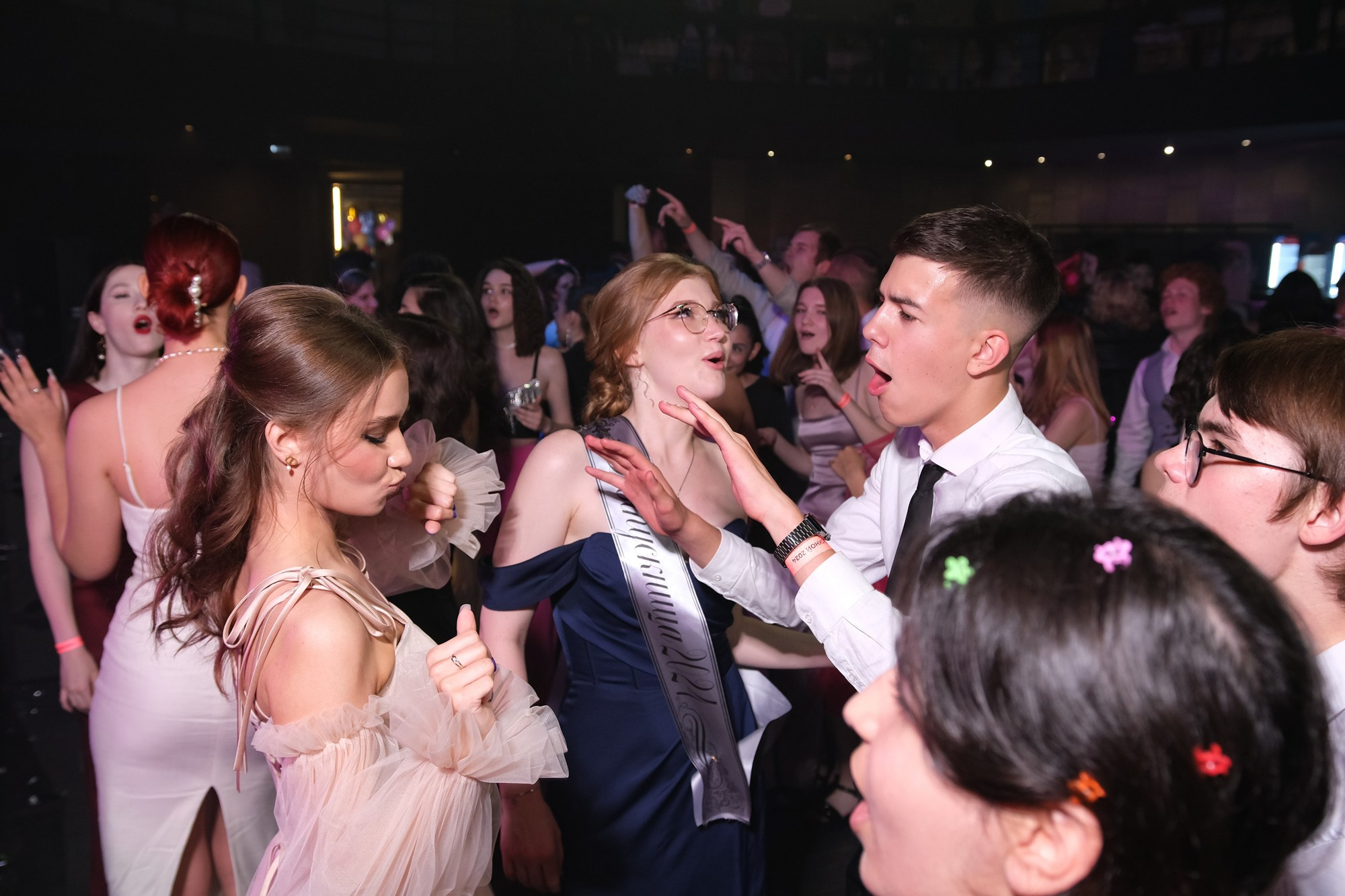 Выпускной альбом. Фото и видеосъемка