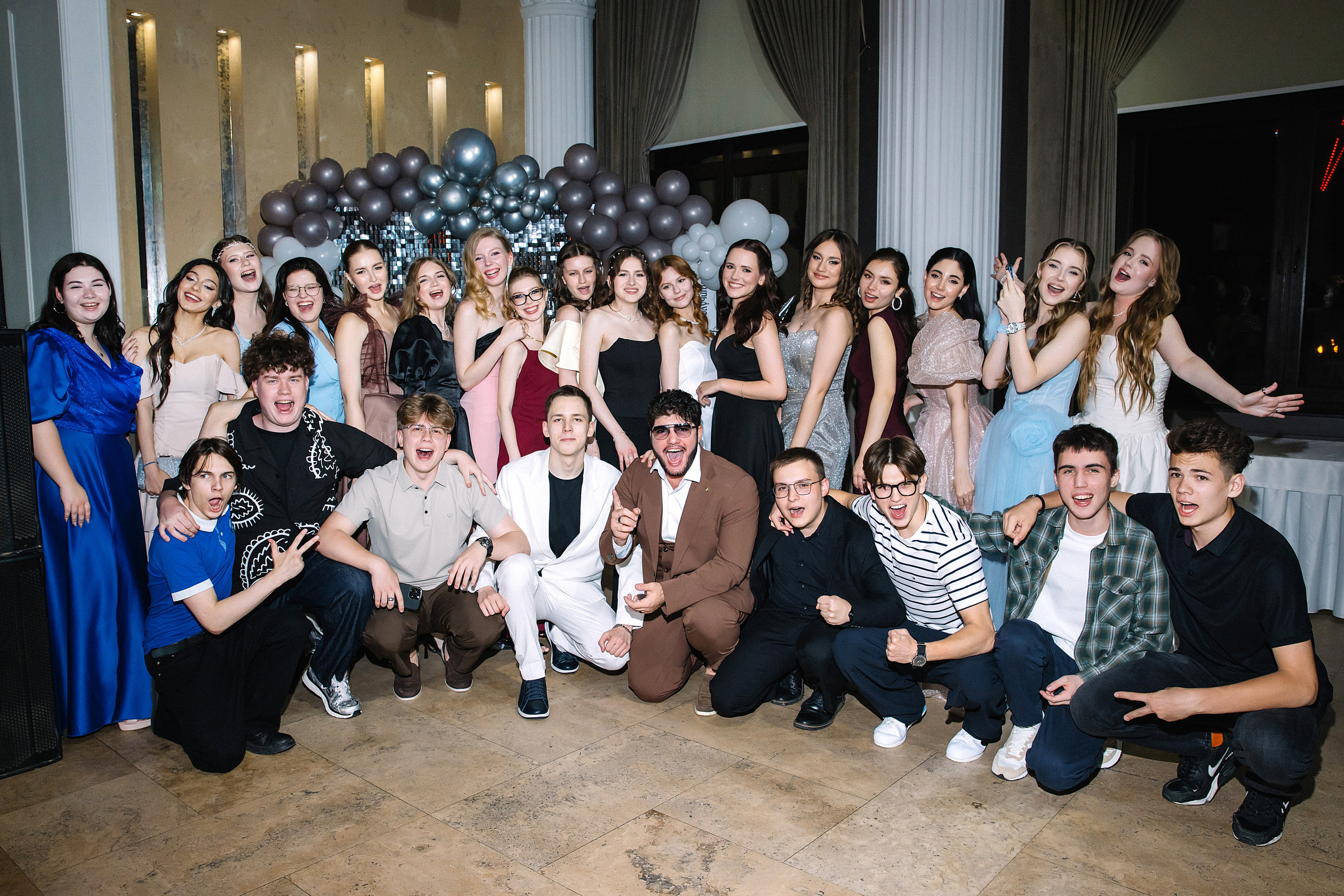 11 класс Гимназия 82. Фотограф и Видеограф в Краснодаре Юлия Солодченко