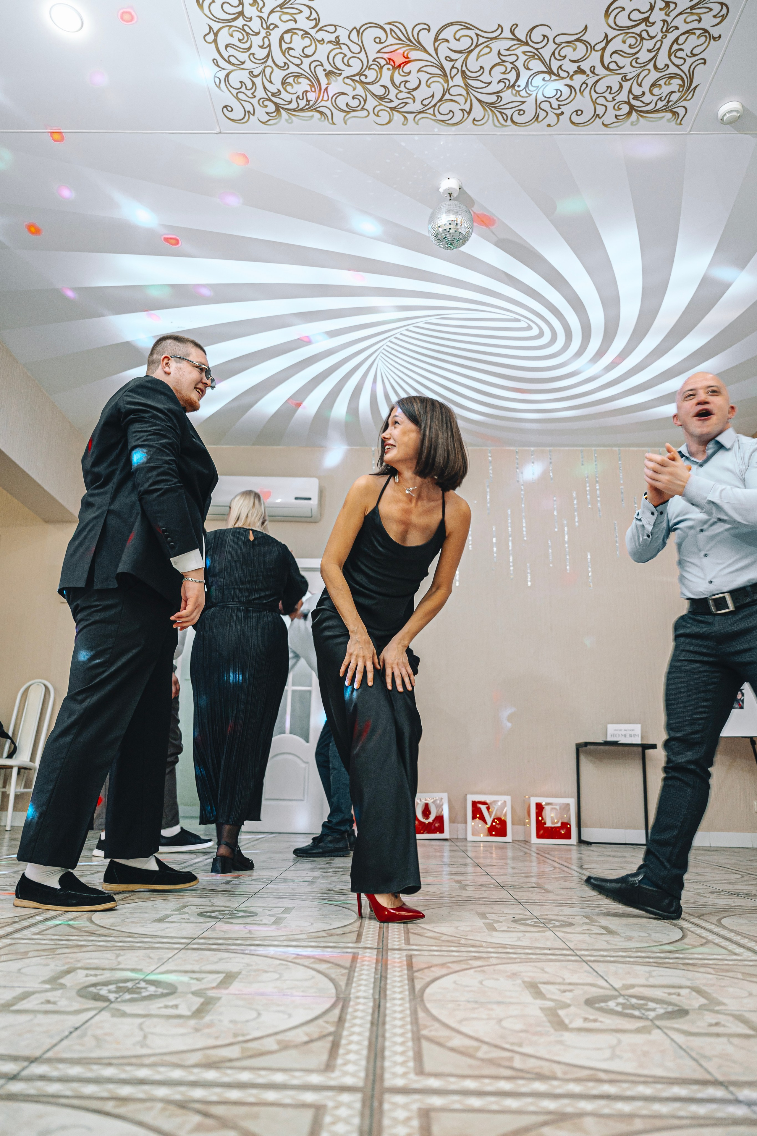 Вячеслав + Виктория. Венчание, свадебное торжество.г.Зеленодольск. Свадебный фотограф в Казани, и Зеленодольске Радик Мухаметов