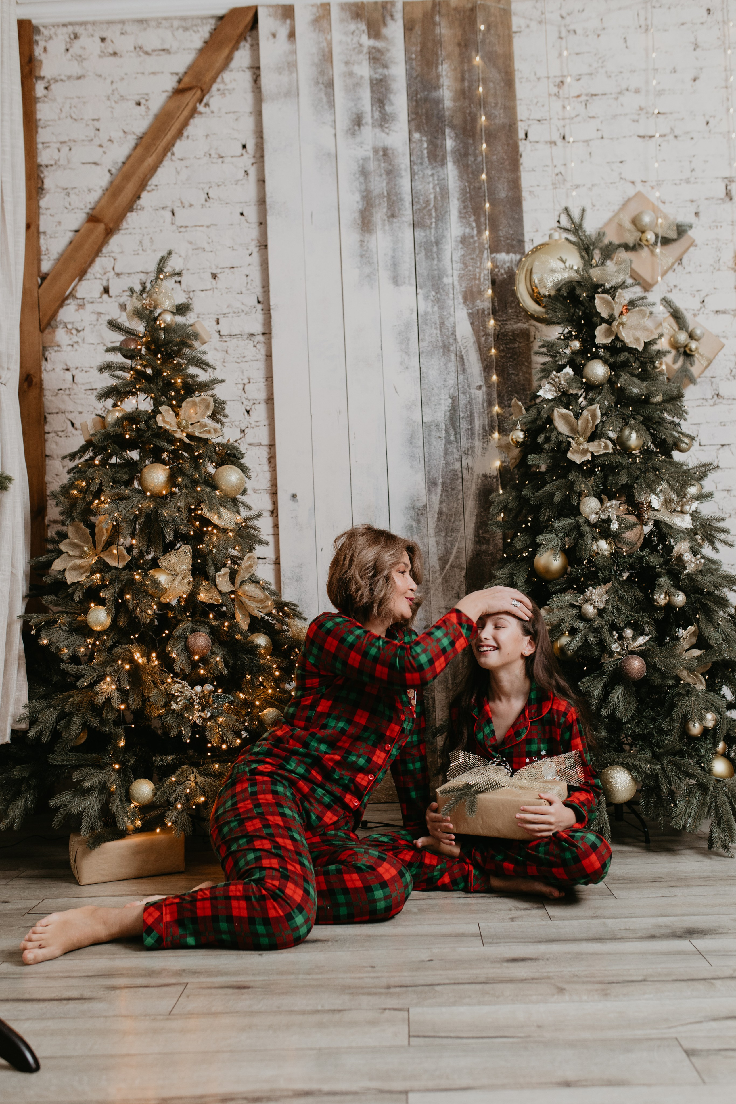 Новогодние фотосессии. Свадебный и семейный фотограф в Алматы Laura Dosmann