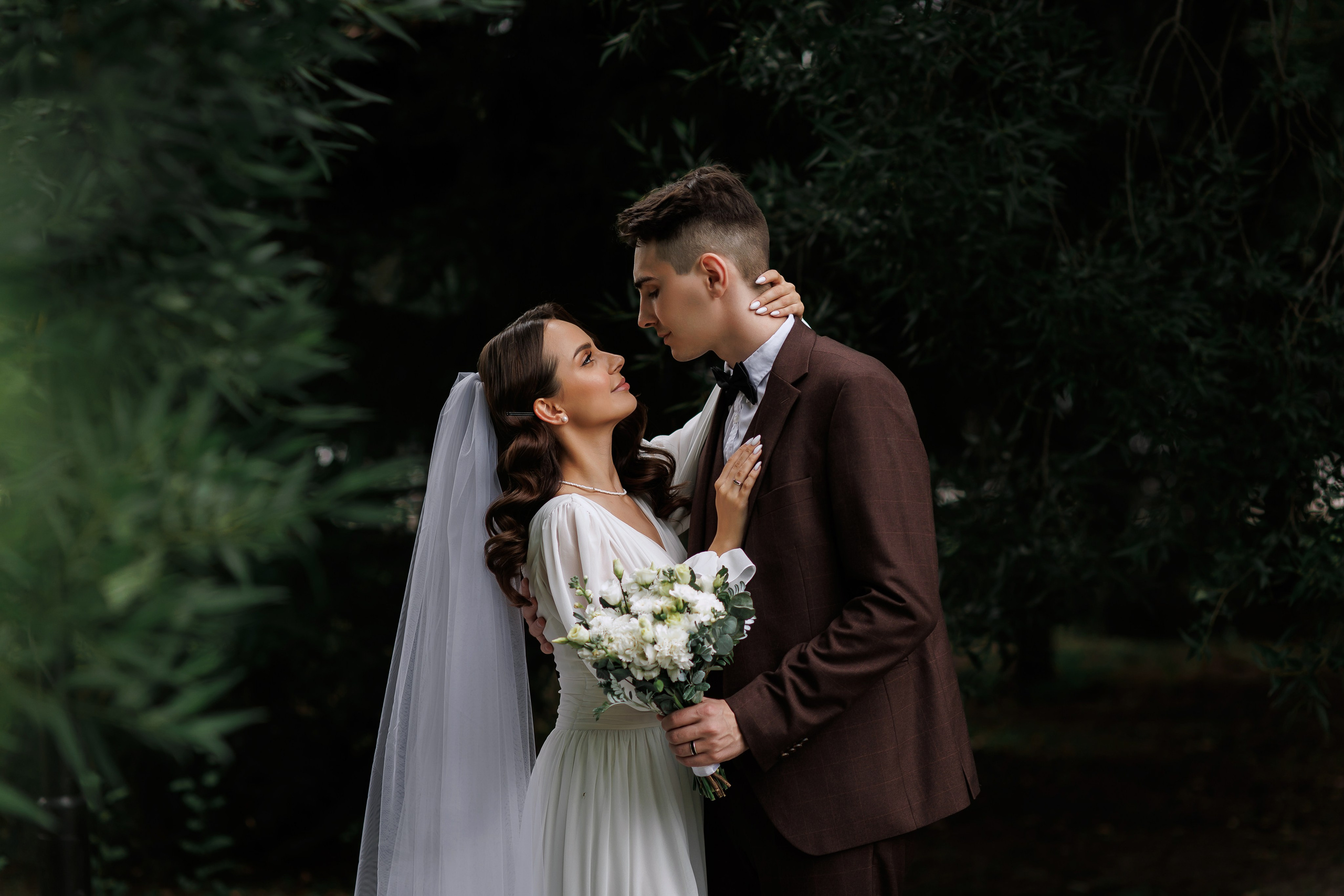 Екатерина и Денис. Свадебный фотограф в Омске Яна Савина