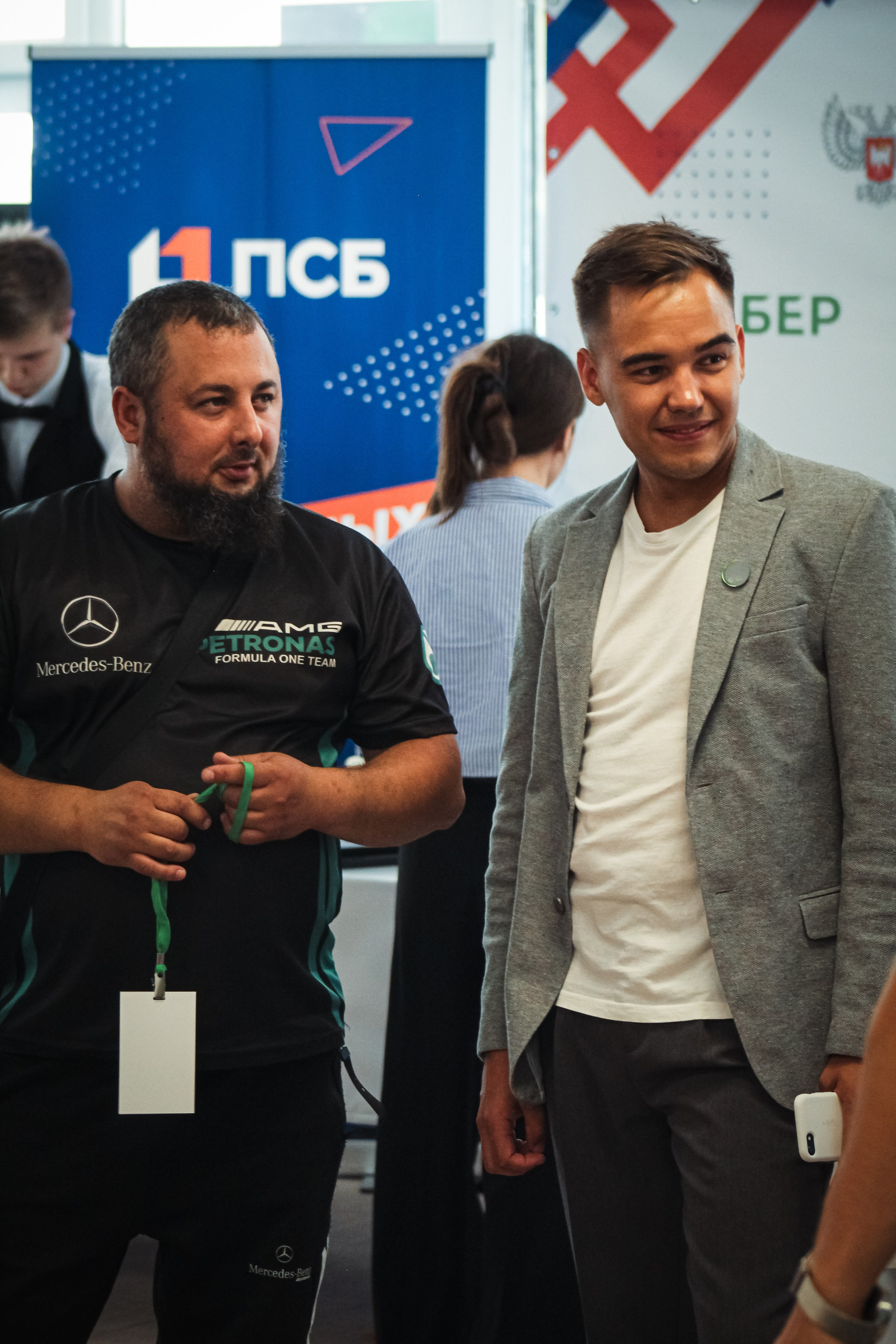 Сбер. Бизнес-завтрак. Илья Чемис — Фотограф в Мариуполе