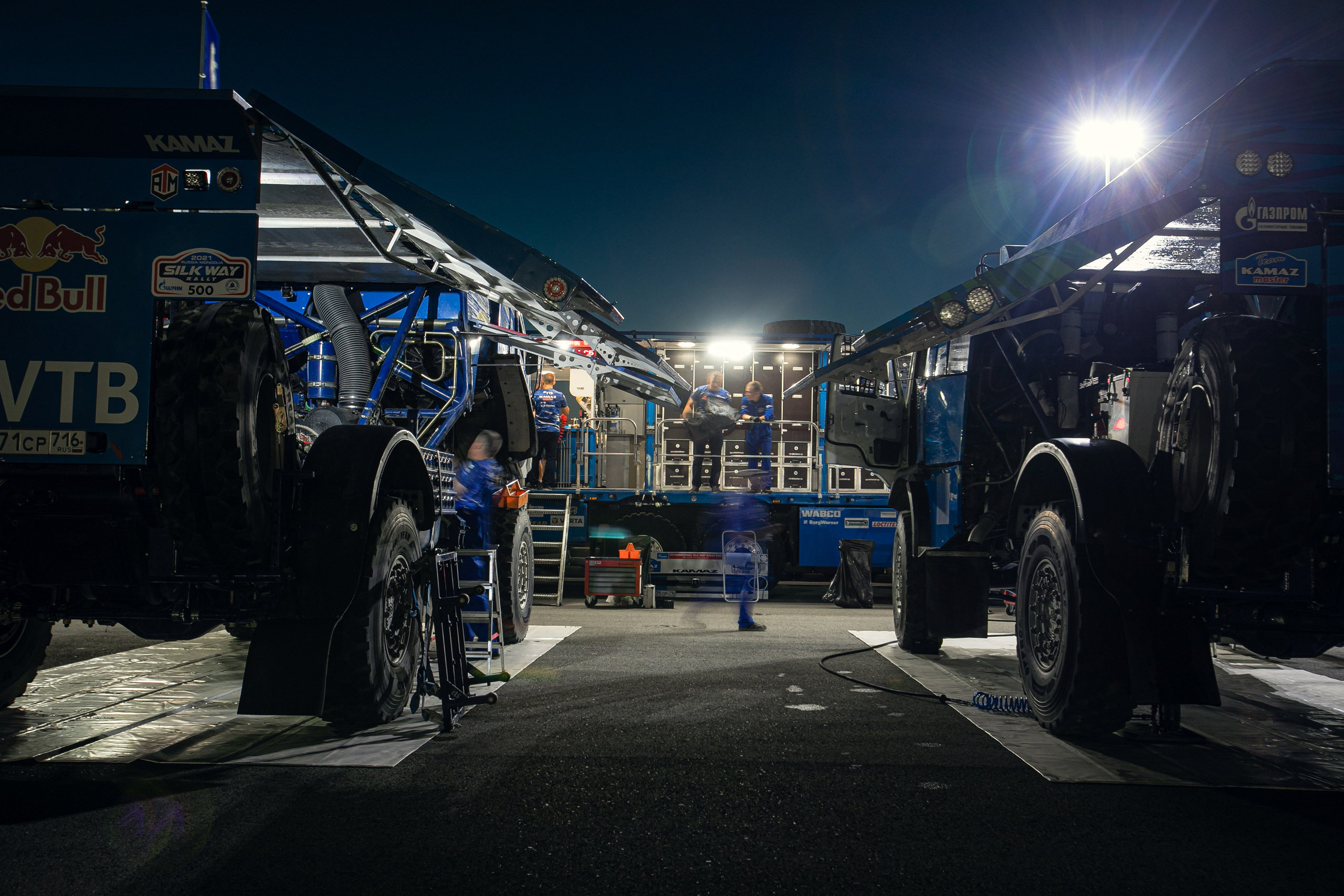 Авто. Tony Mikhailov