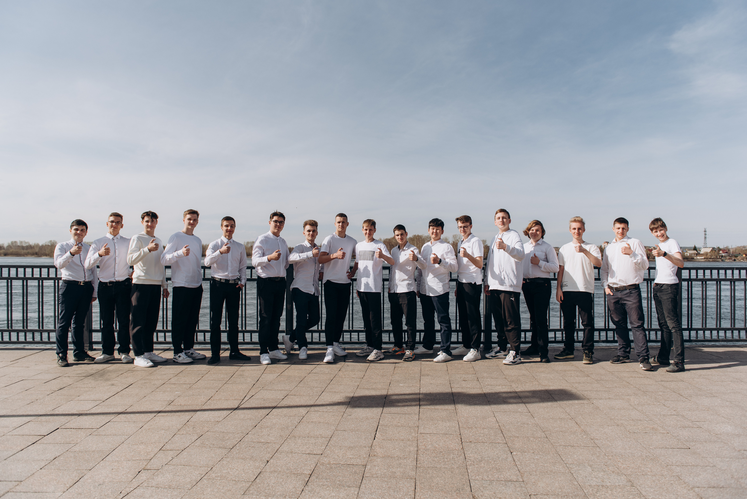 ВЫПУСКНЫЕ ФОТОГРАФИИ. Выпускные альбомы Иркутск, Ангарск, Усолье-Сибирское