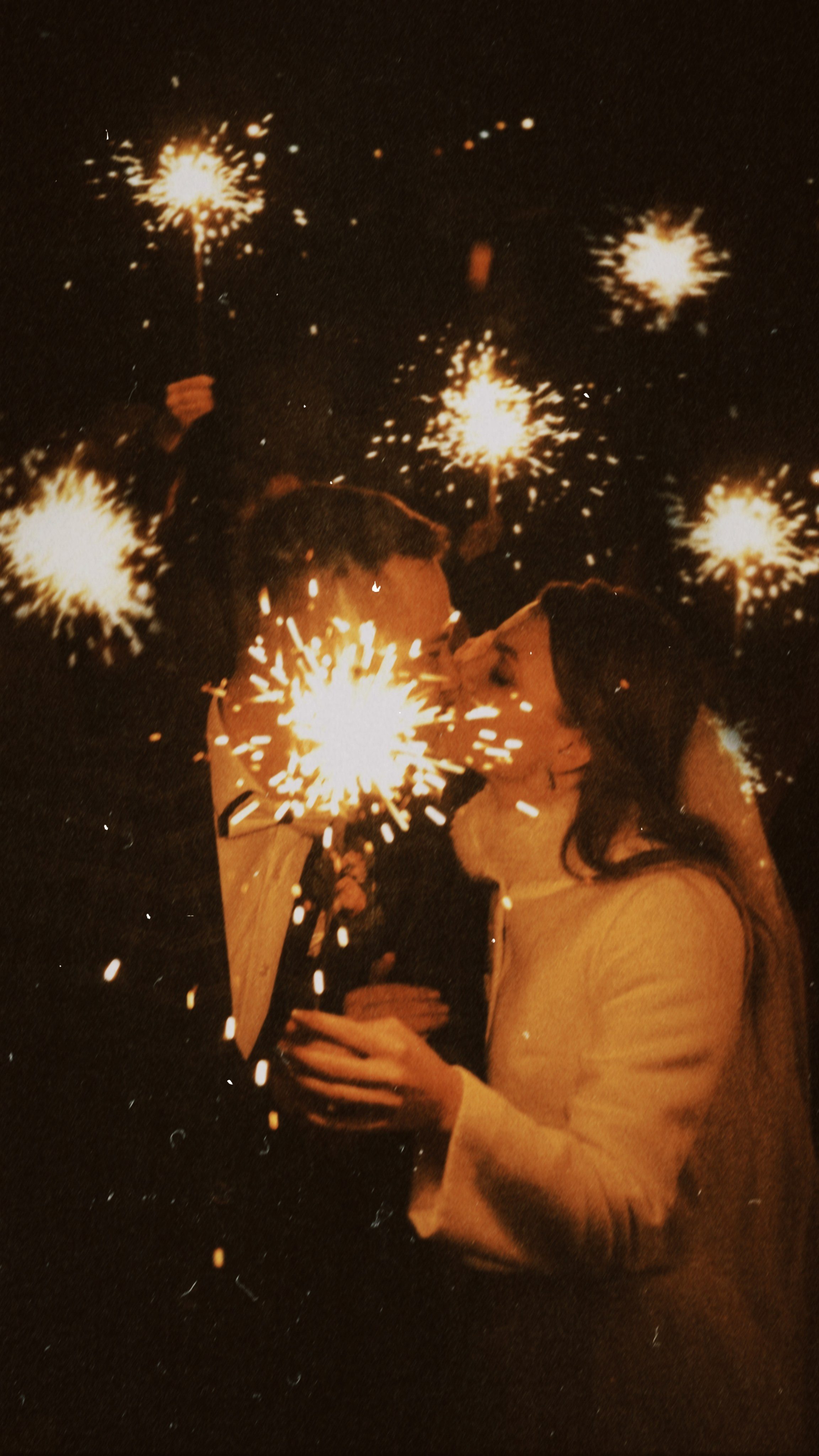 Love. CLIP CREATOR, PHOTOGRAPHER