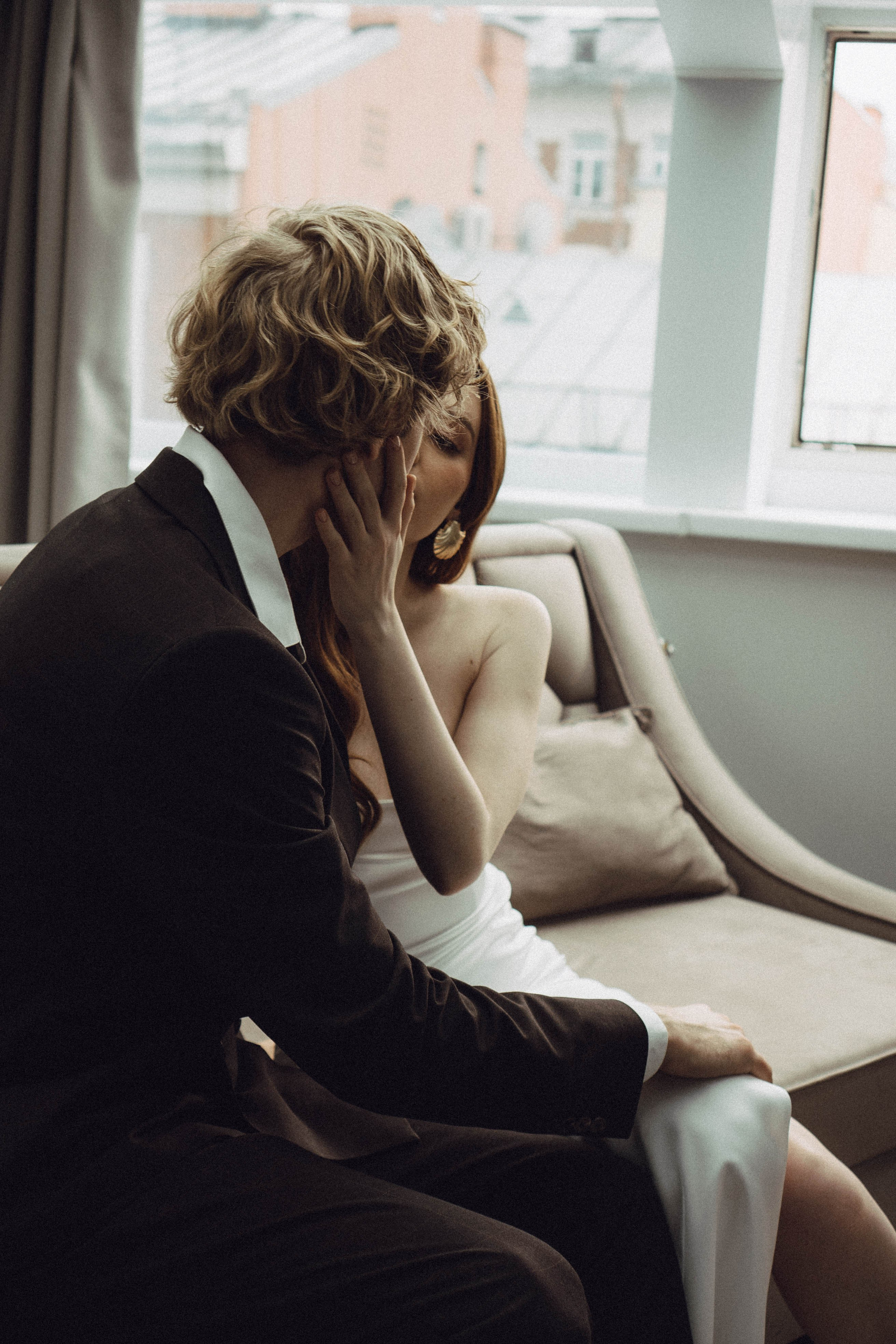 СВАДЕБНАЯ СЬЕМКА В ОТЕЛЕ. СБОРЫ ЖЕНИХА И НЕВЕСТЫ И ТАКЖЕ ТОР И ПОДГОТОВКА К ПРОГУЛКЕ. Профессиональный фотограф, Санкт-Петербург — Виктория Богомолова