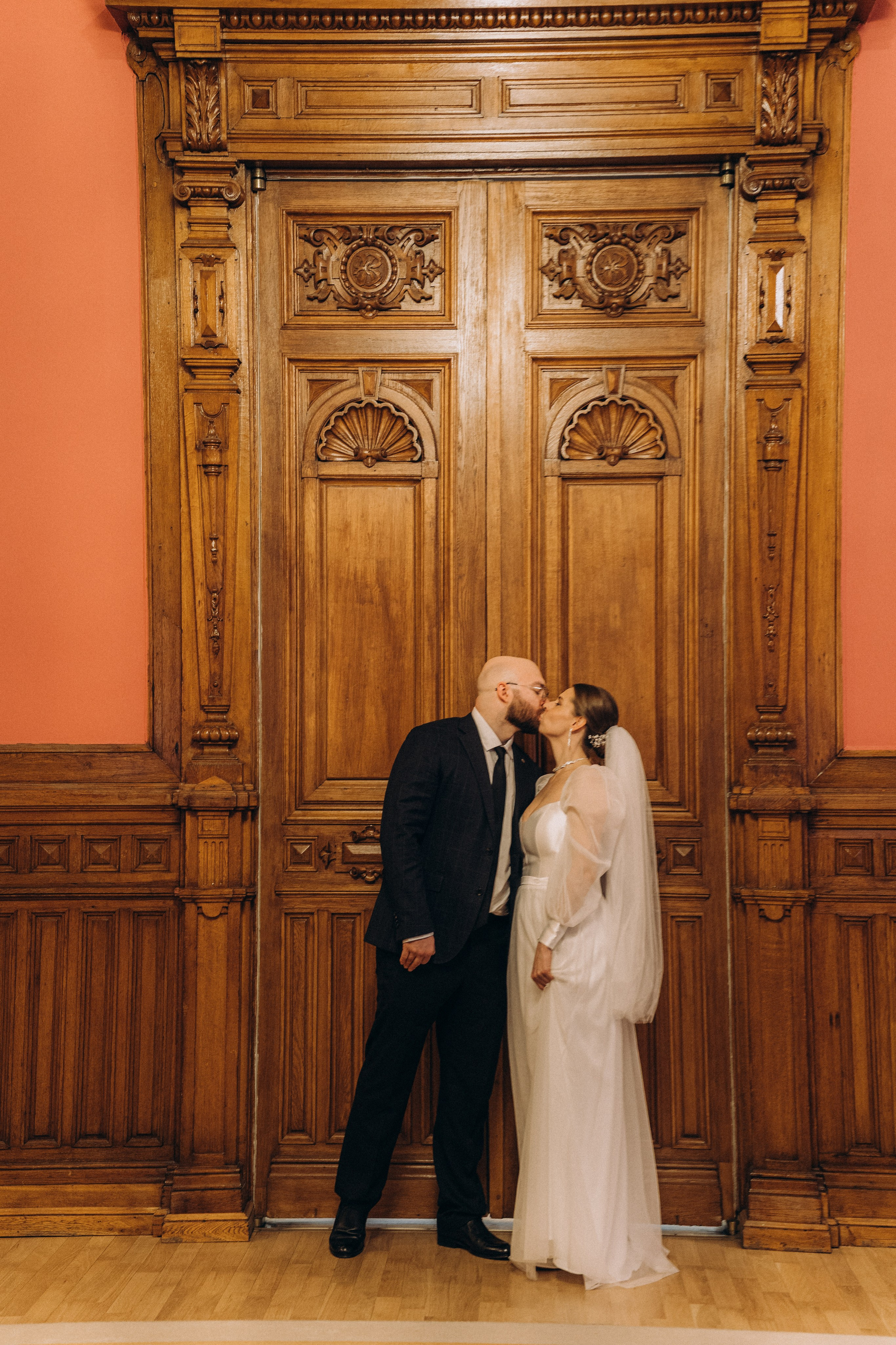 СВАДЕБНАЯ СЬЕМКА ВО ВТОРОМ ДВОРЦЕ (ДЕКАБРЬ) ТАКЖЕ СЬЕМКА В СТУДИИ НА ЧЕРНЫШЕВСКОЙ. Профессиональный фотограф, Санкт-Петербург — Виктория Богомолова