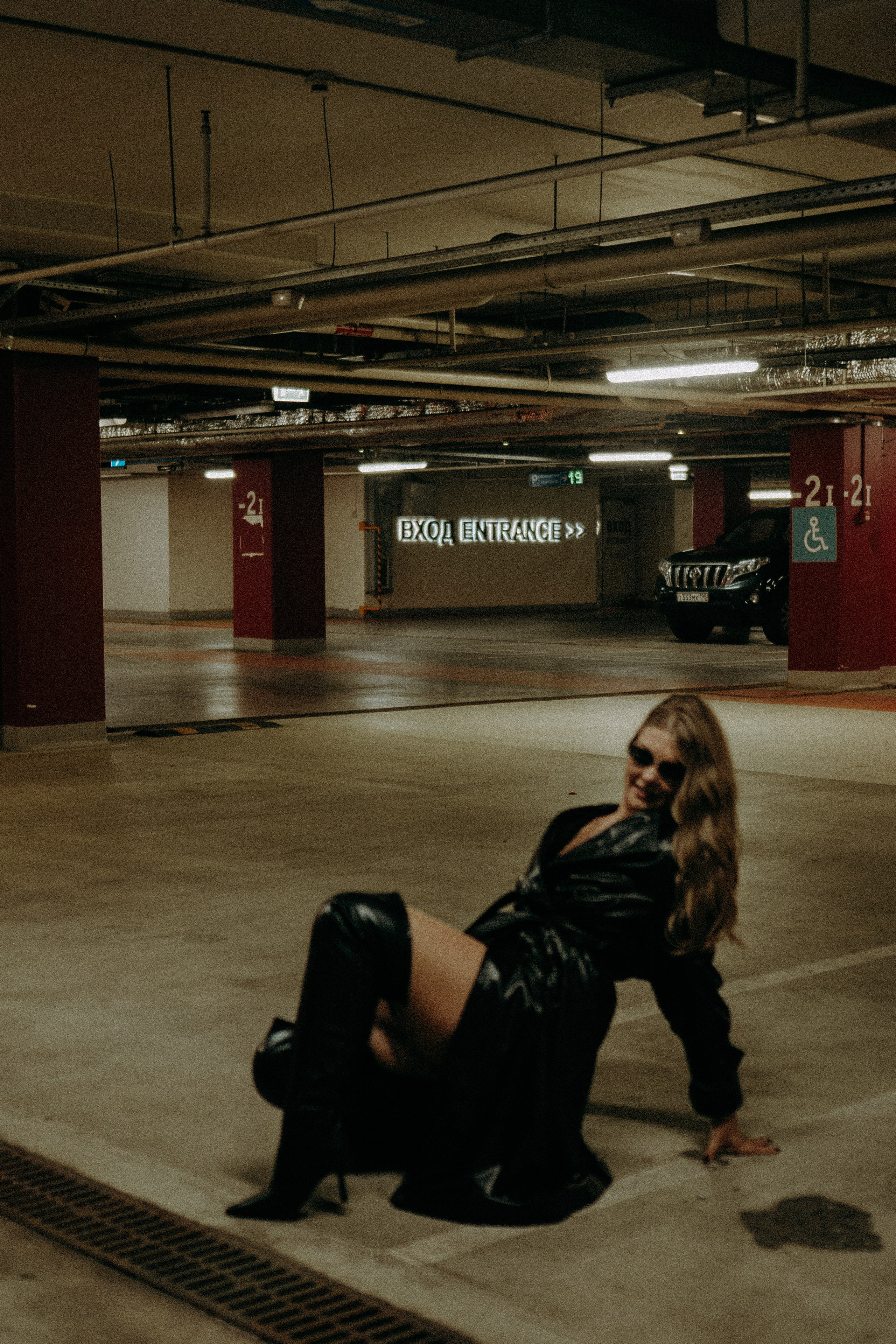 НА ПАРКОВКЕ. Профессиональный фотограф, Санкт-Петербург — Виктория Богомолова