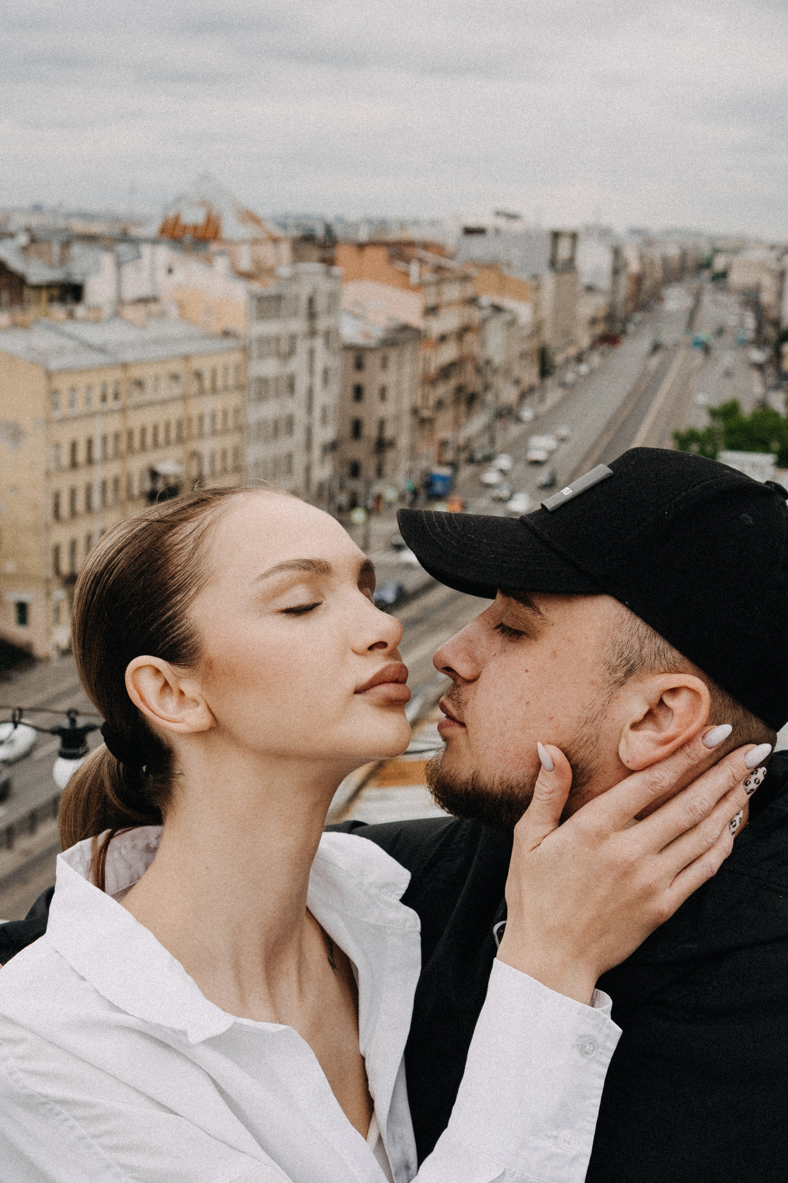 МЫ ГУЛЯЛИ ПРО КРЫШАМ ПИТЕРА. Профессиональный фотограф, Санкт-Петербург — Виктория Богомолова