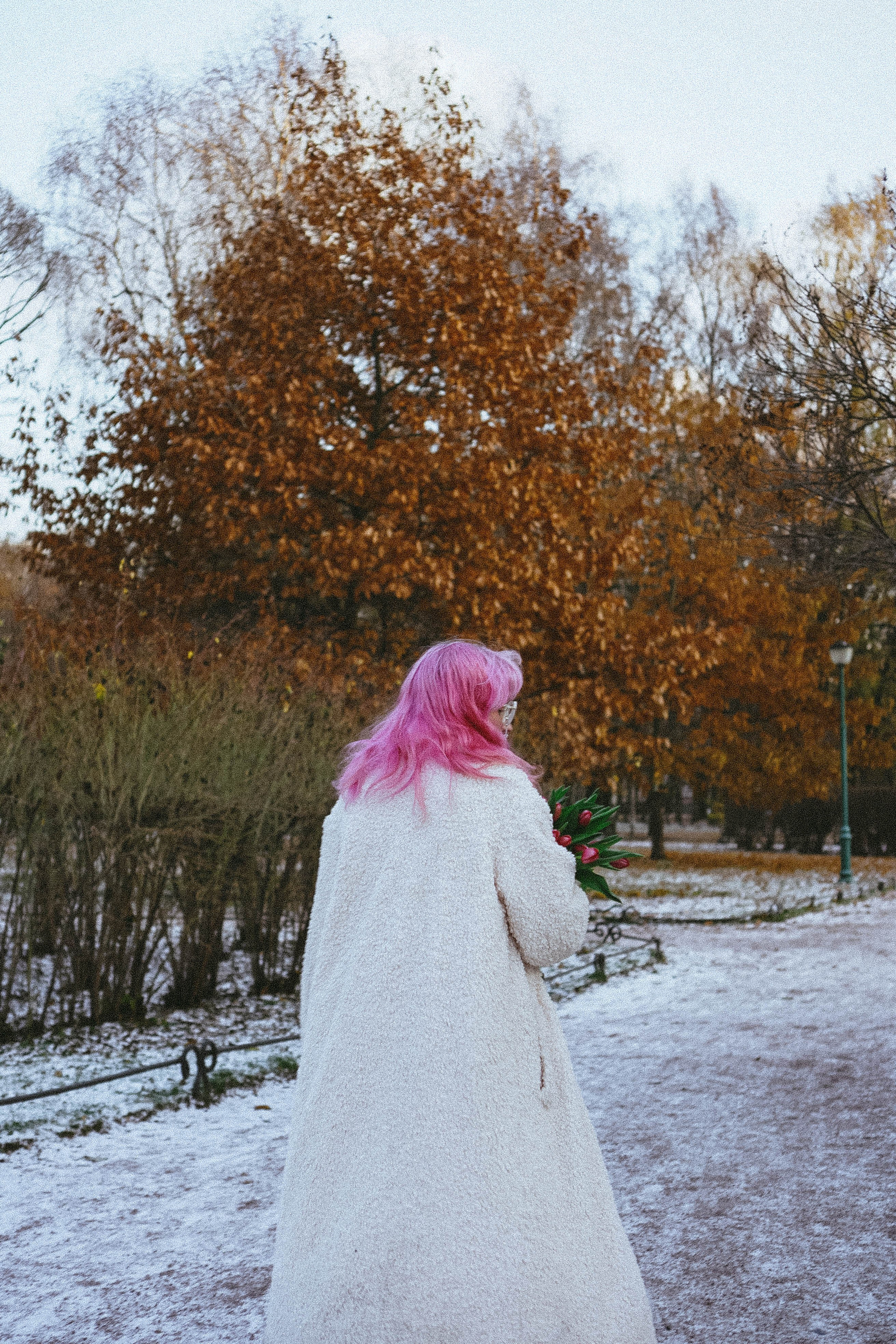 Прогулочная фотосессия с тюльпанами. Профессиональный фотограф, Санкт-Петербург — Виктория Богомолова