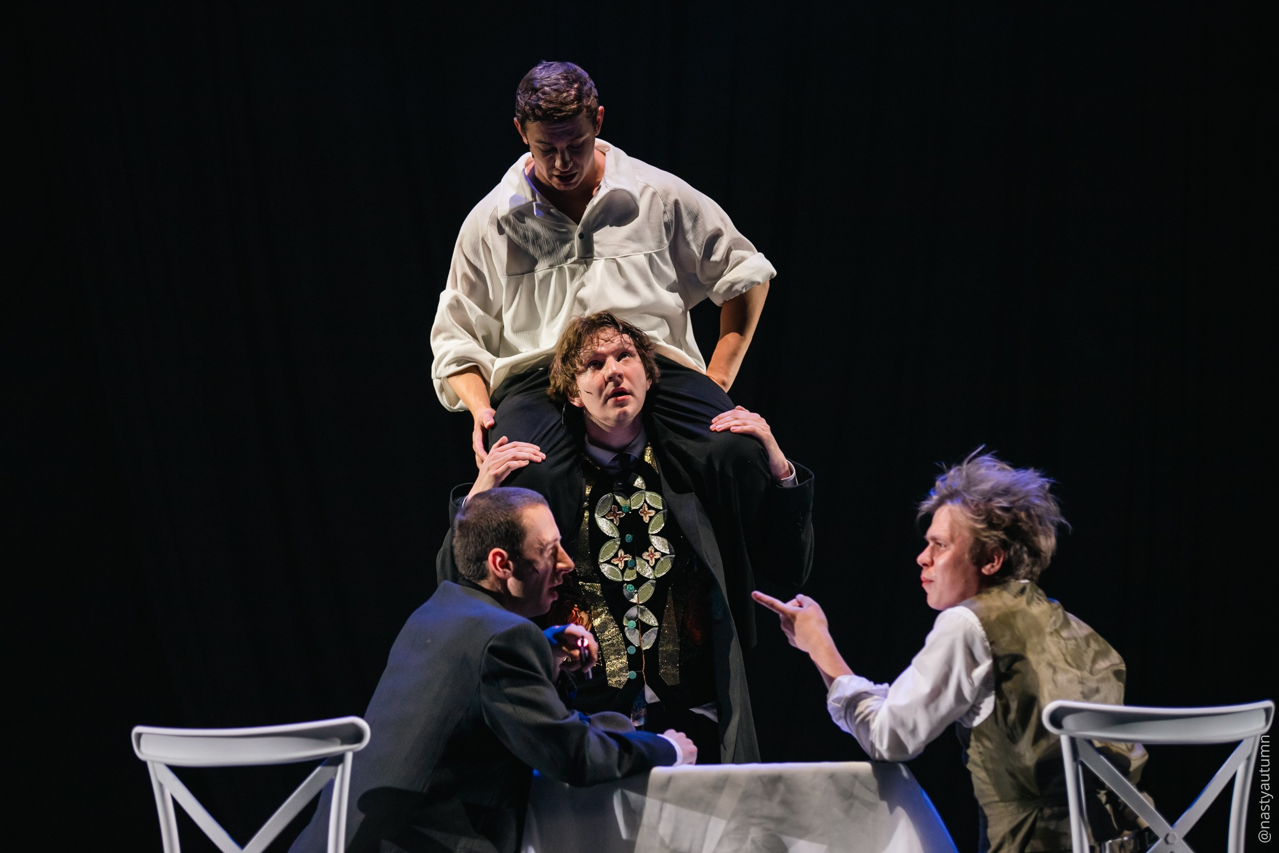 Генеральный прогон «Маяковский. Я сам.». Репортажный и концертный фотограф в Москве Анастасия Осень