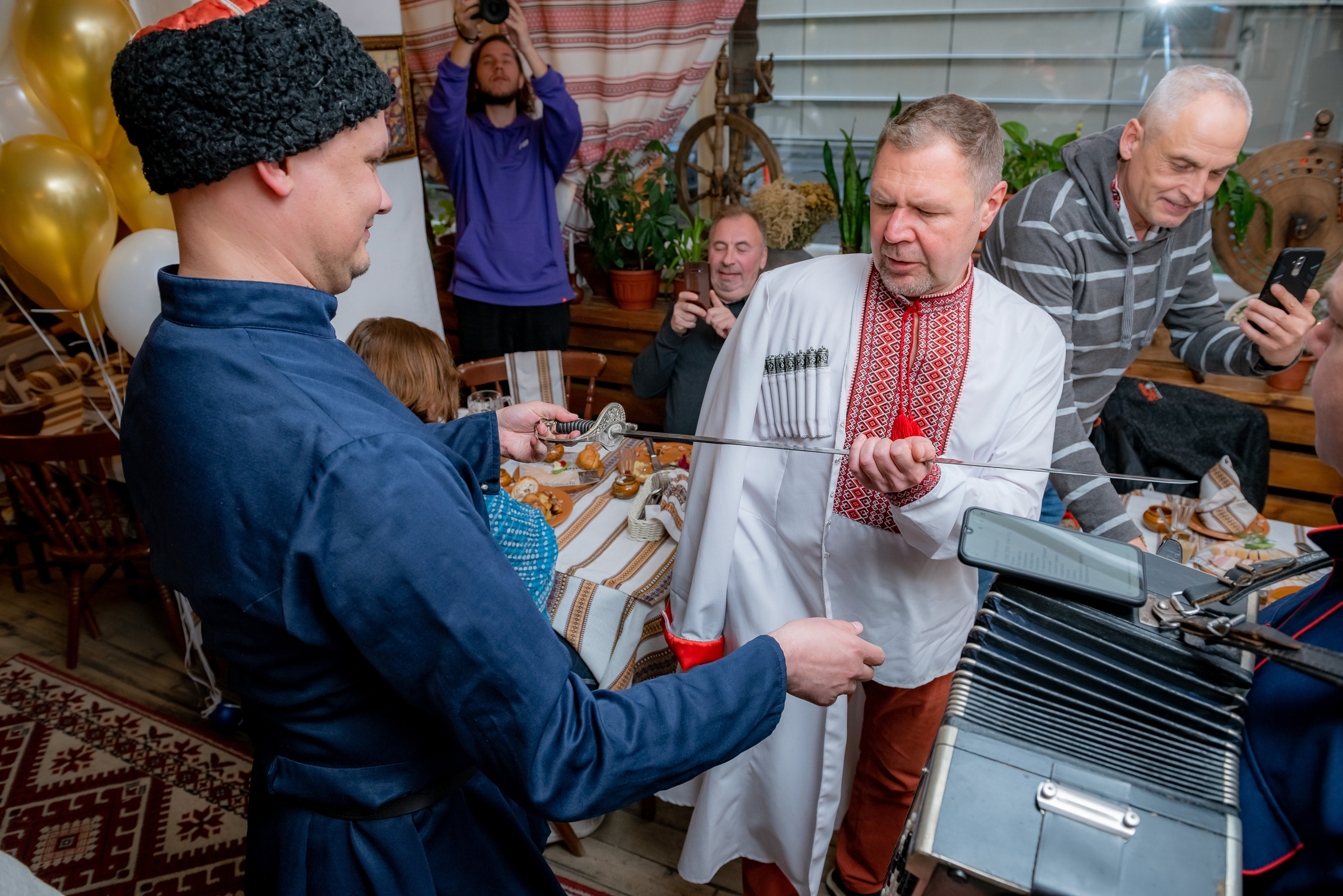 День Рождения ресторана Тарас Бульба. Станислав Тюрин Фотограф Москва. Индивидуальные и семейные фотосессии;