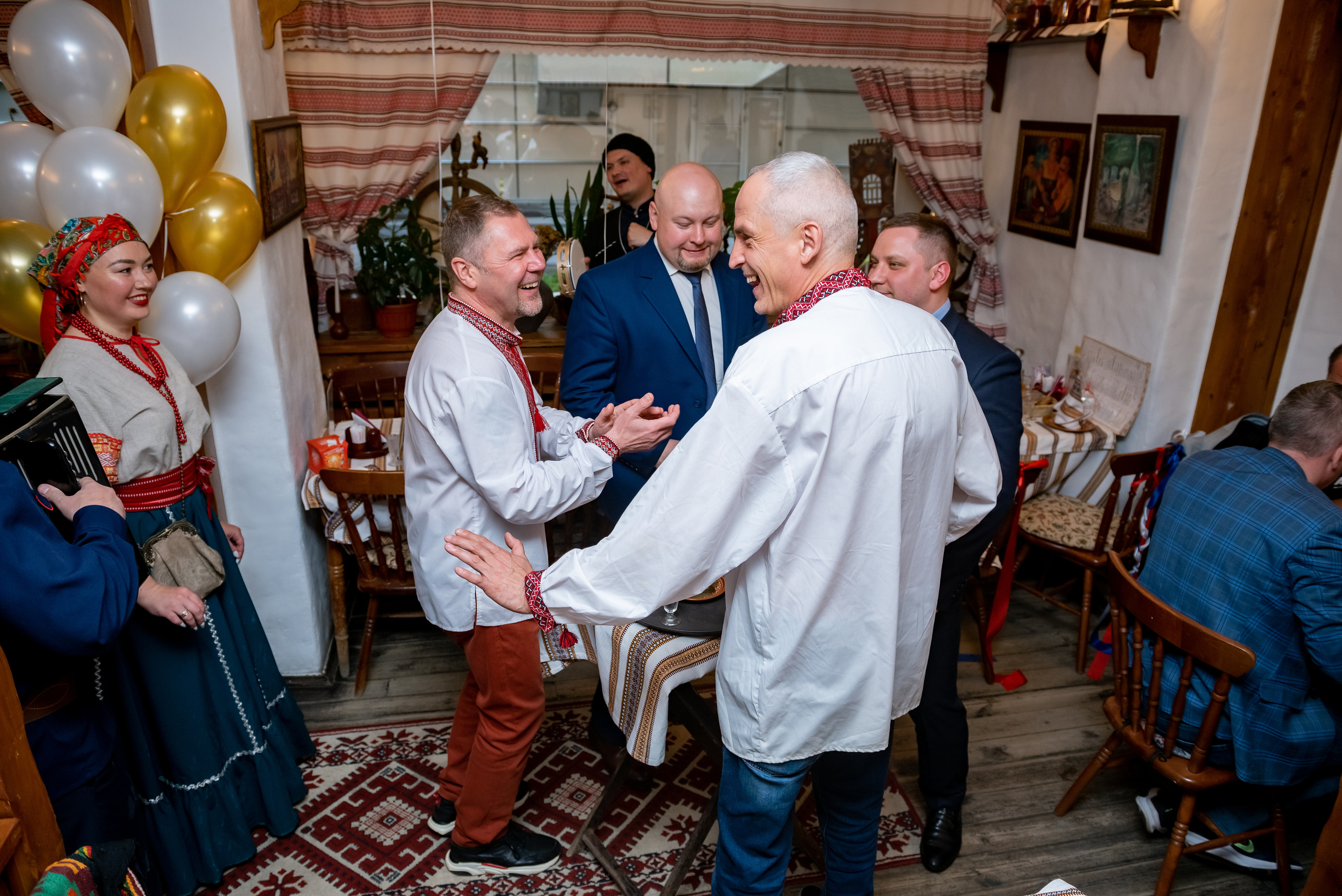 День Рождения ресторана Тарас Бульба. Станислав Тюрин Фотограф Москва. Индивидуальные и семейные фотосессии;