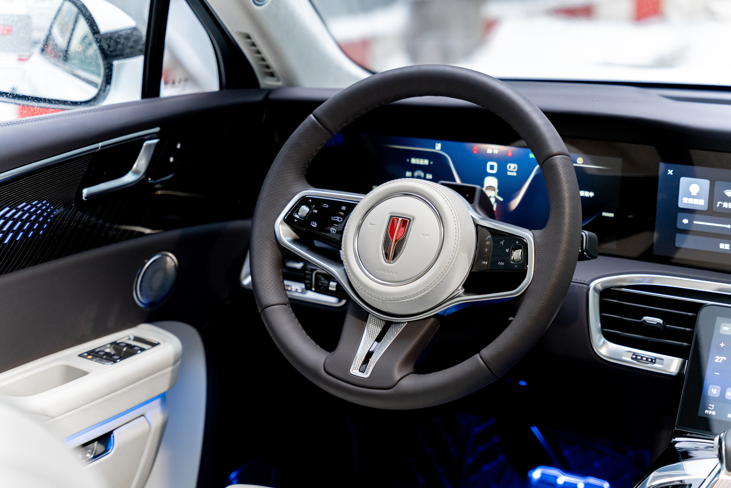 Hongqi E-HS9. Станислав Тюрин Фотограф Москва. Индивидуальные и семейные фотосессии;