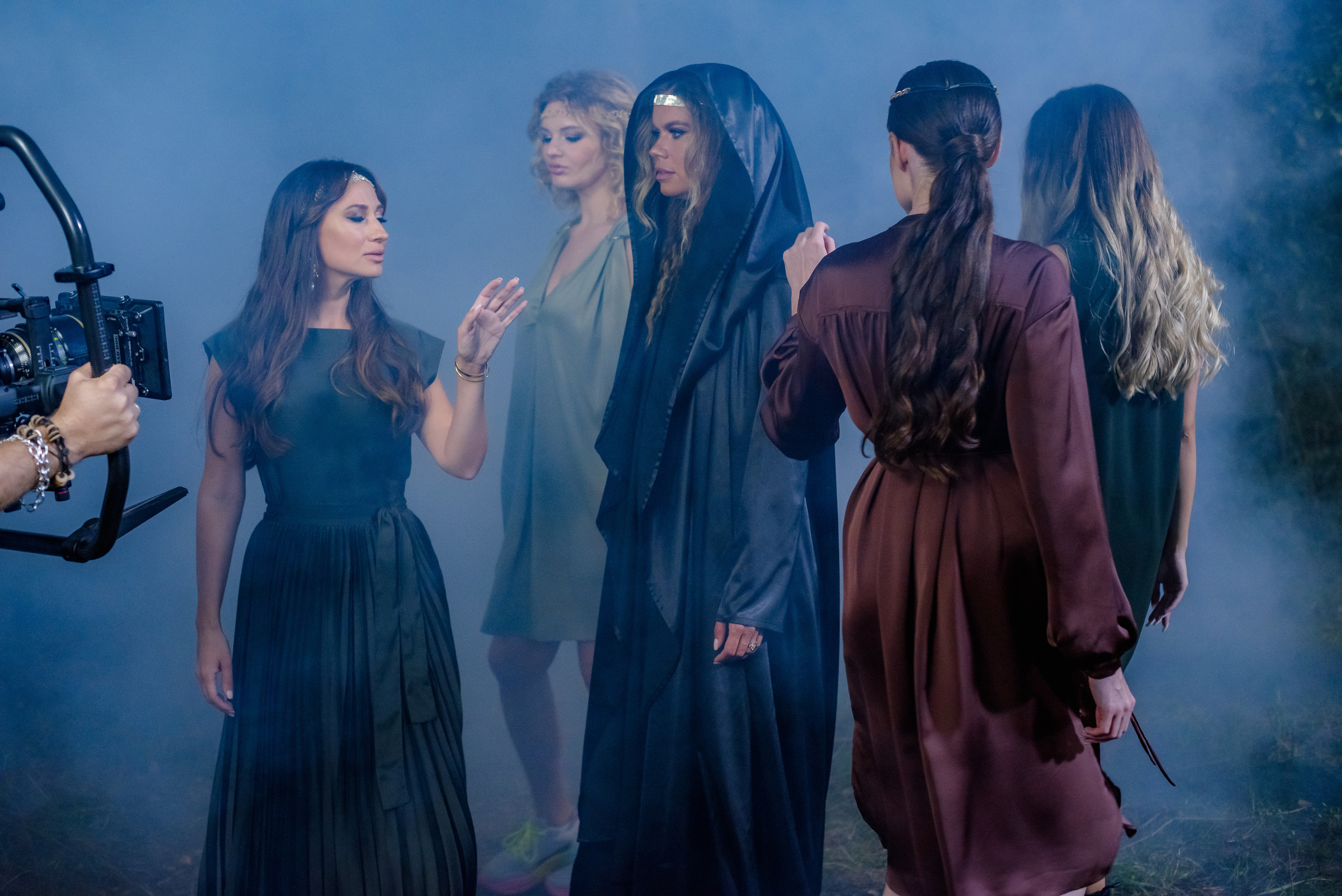 Бэкстэйдж со съемок клипа SOPRANO. Станислав Тюрин Фотограф Москва. Индивидуальные и семейные фотосессии;