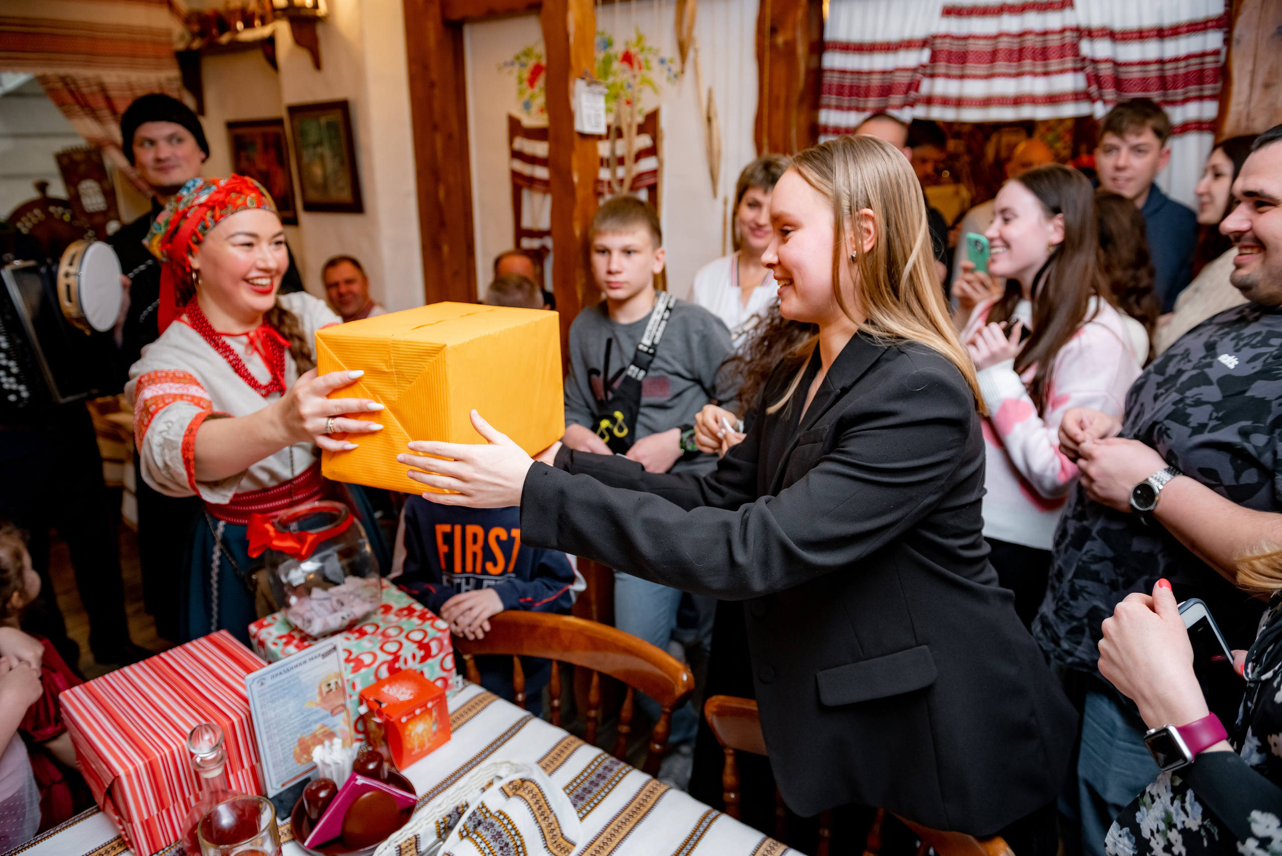 День Рождения ресторана Тарас Бульба. Станислав Тюрин Фотограф Москва. Индивидуальные и семейные фотосессии;