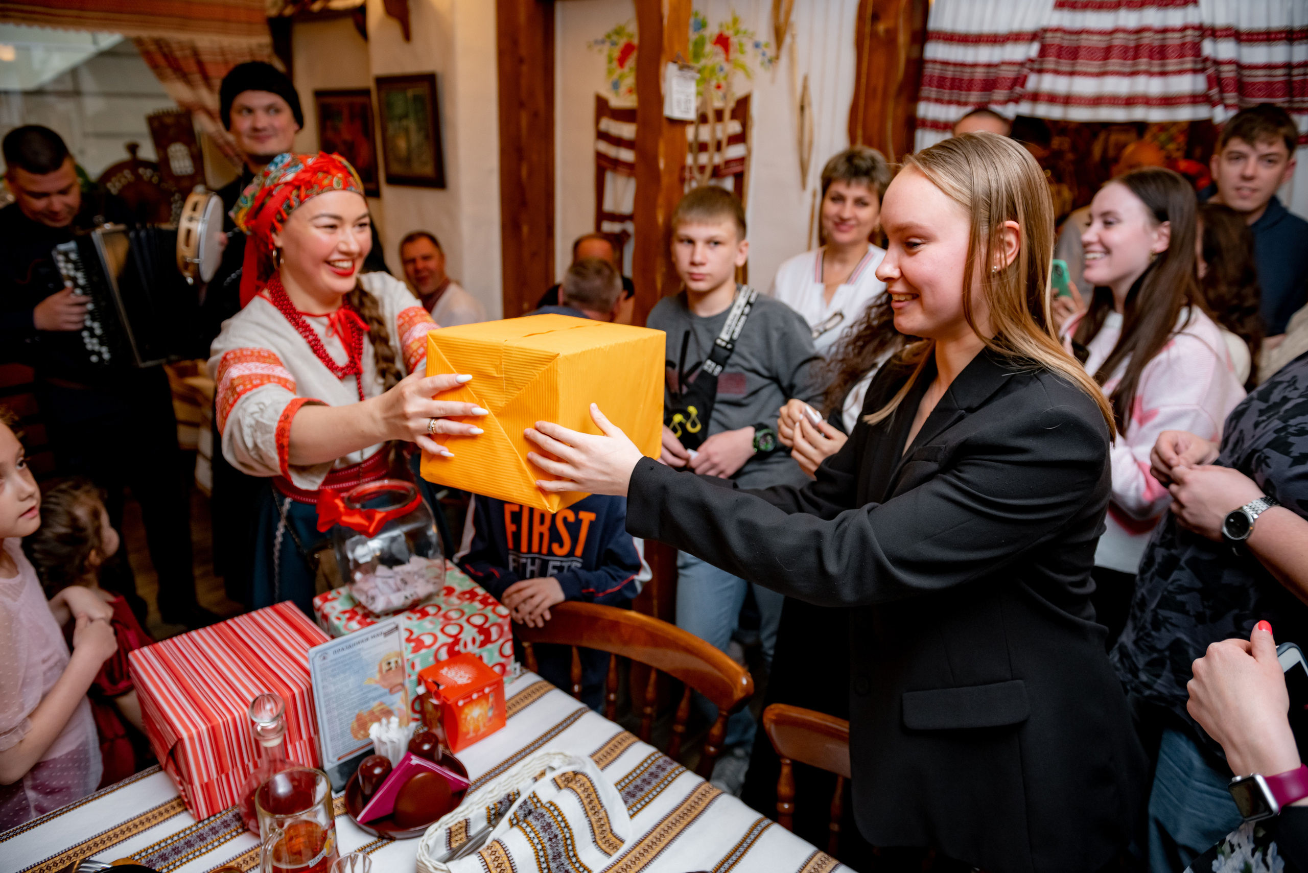 День Рождения ресторана Тарас Бульба. Станислав Тюрин Фотограф Москва. Индивидуальные и семейные фотосессии;