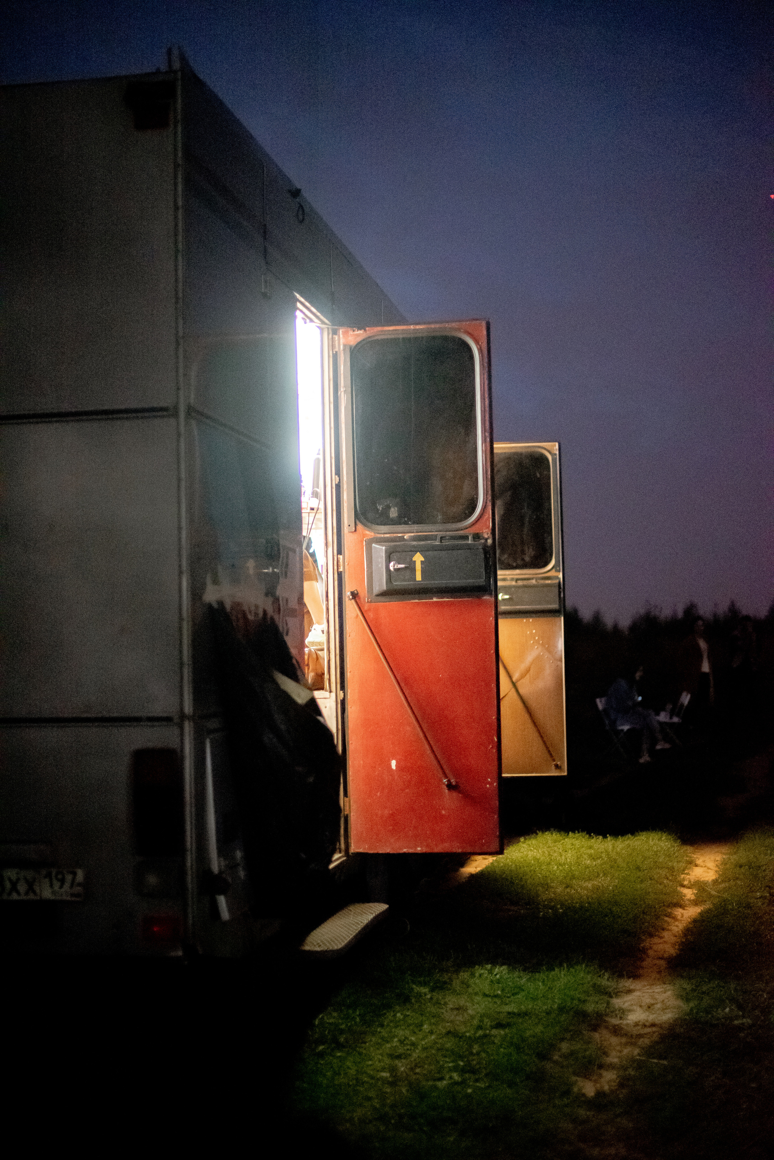 Бэкстэйдж со съемок клипа SOPRANO. Станислав Тюрин Фотограф Москва. Индивидуальные и семейные фотосессии;