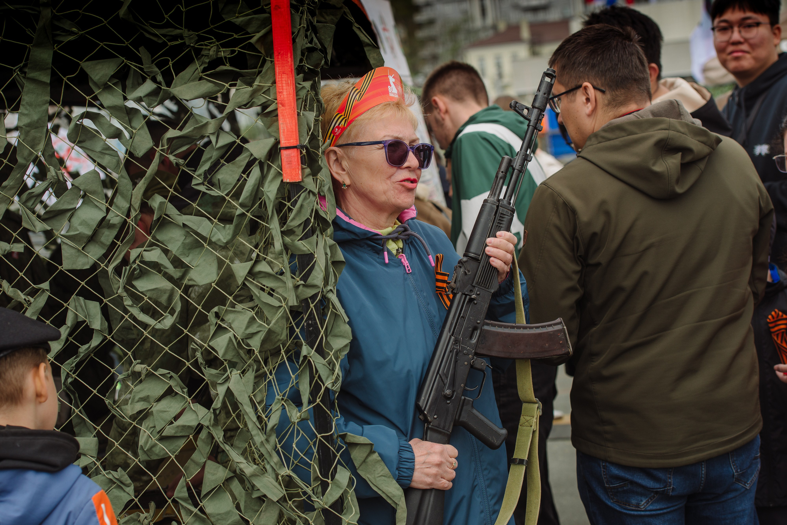 9 мая Центральная плащадь. Фотограф Мария Каюрова