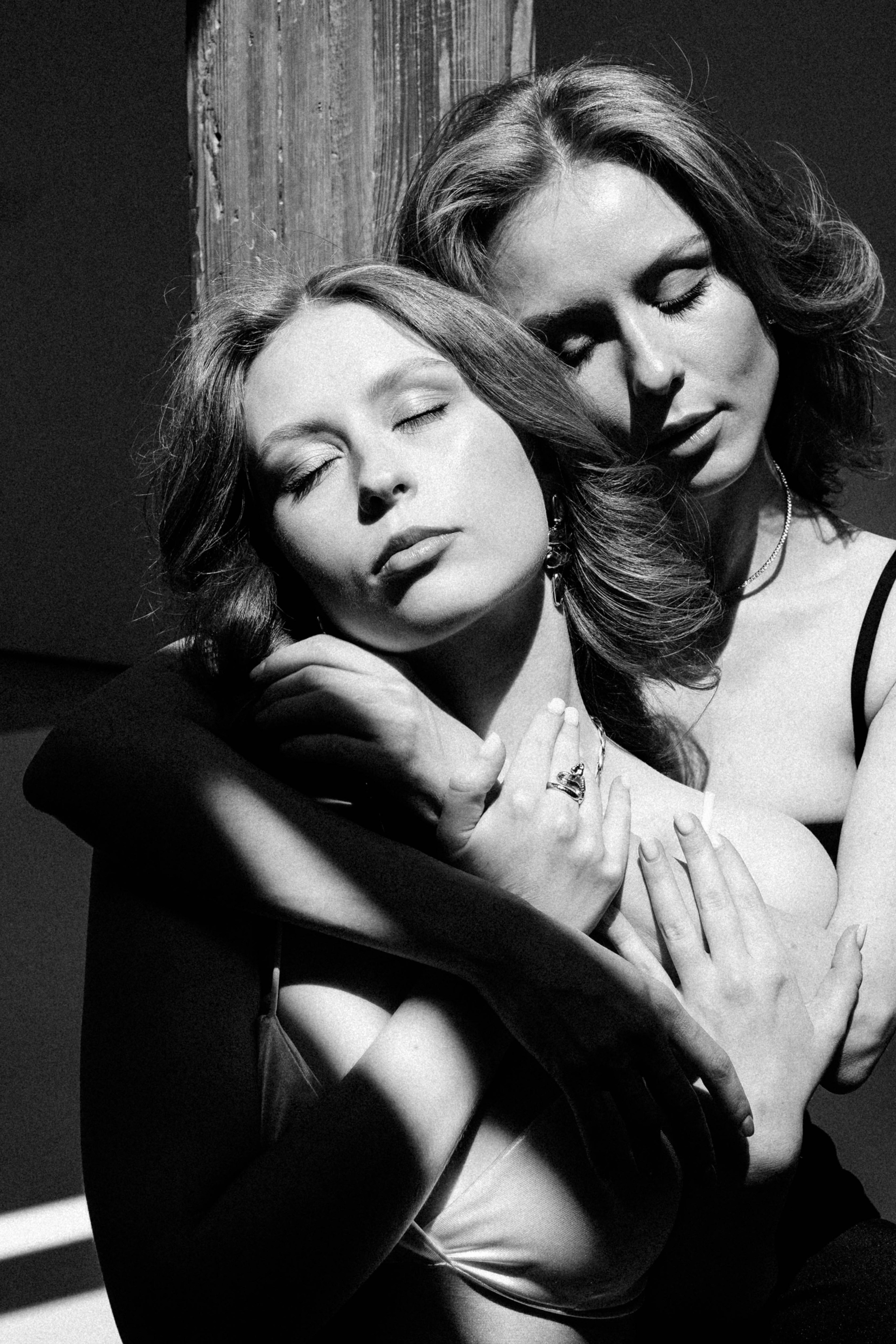 СЕСТРЫ. Главная