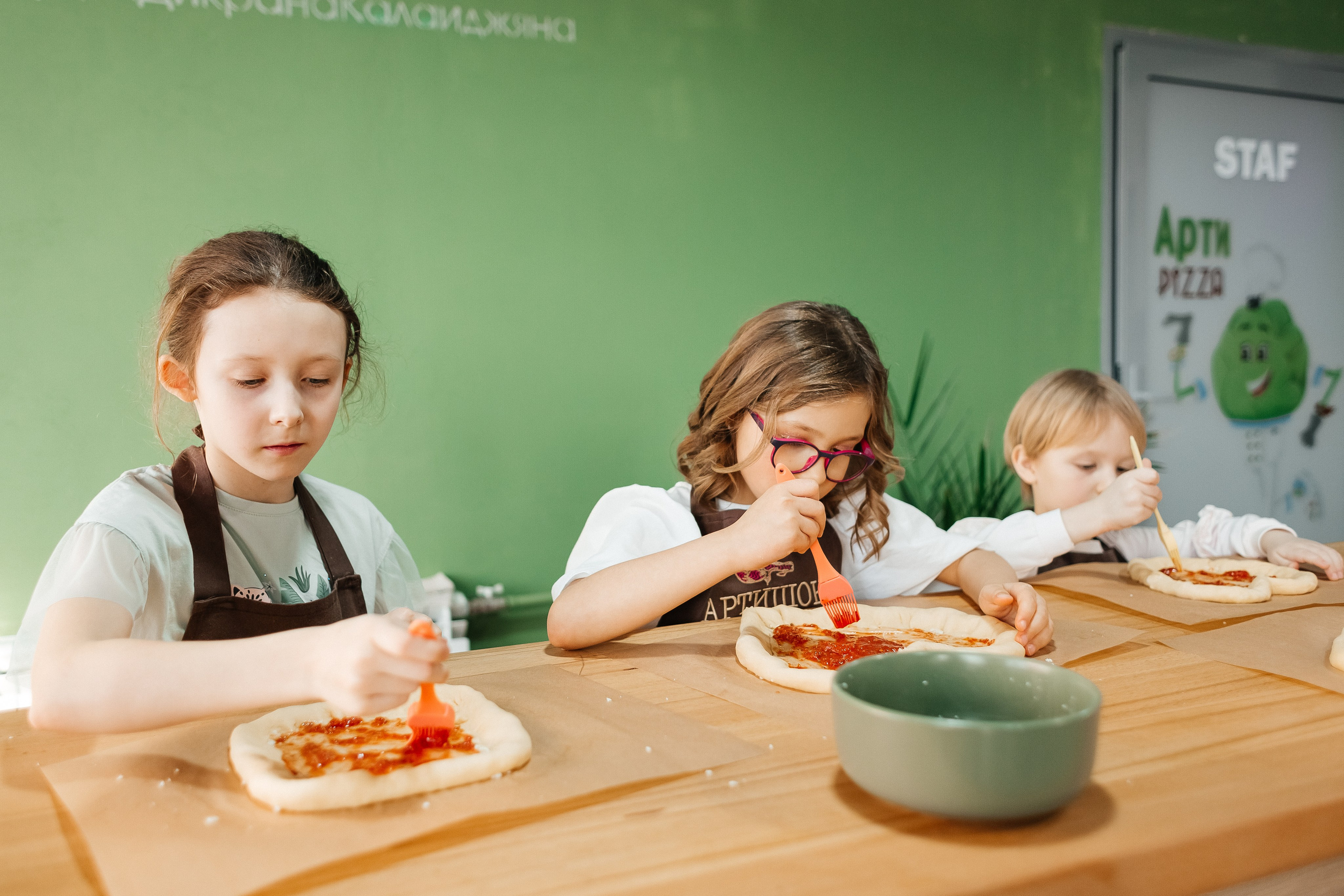 Детский мастер-класс в «АРТиШОК». Фотограф Кемерово | Сергей