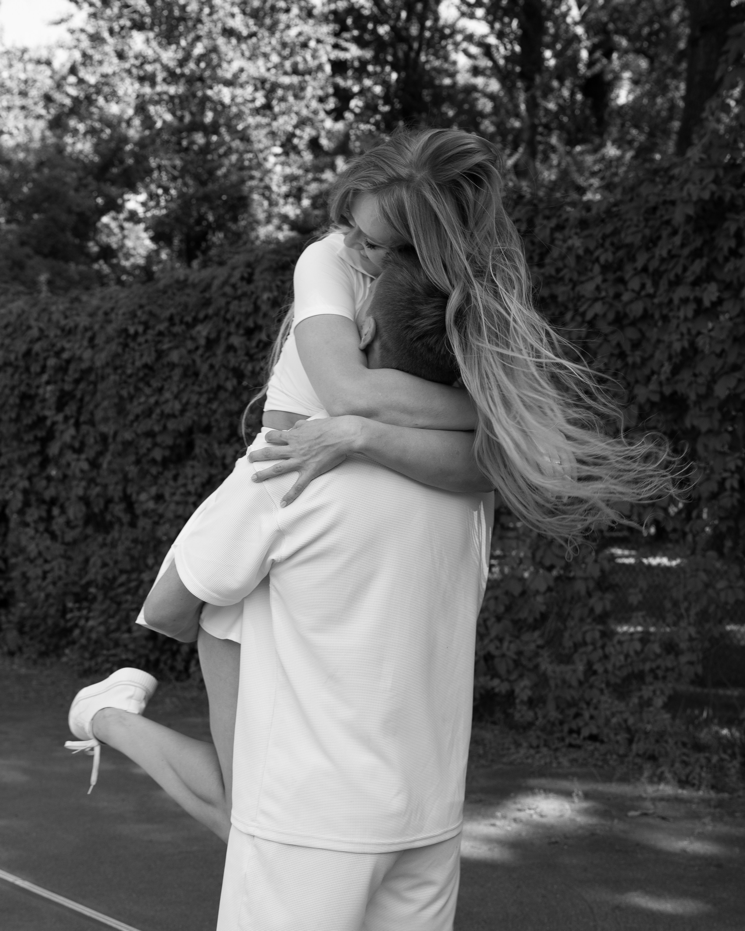 Свадебная лавстори на теннисном корте. Фотограф в Санкт-Петербурге Вагнер Юлия