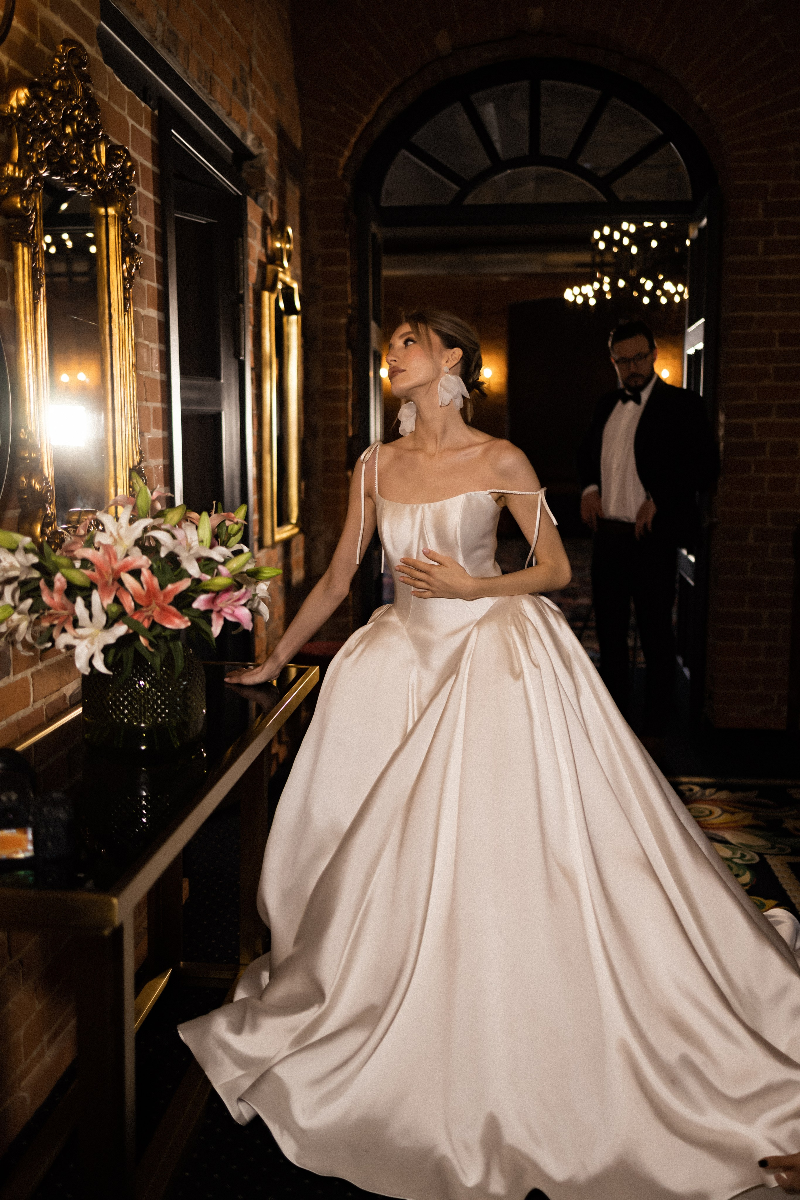 Свадебная в ресторане. Фотограф Арина Шмакова