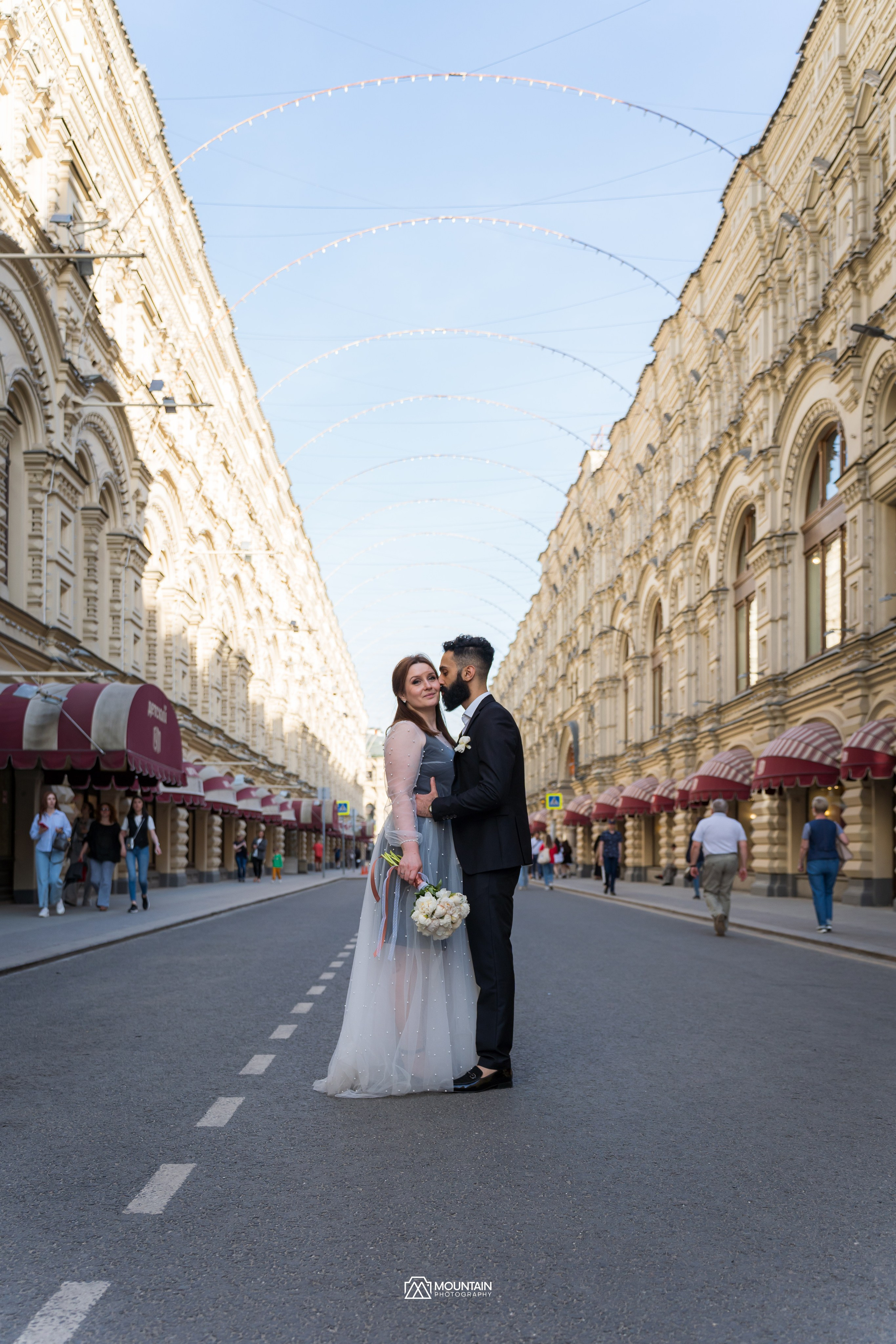 Abdelhalim and Anastasia. Photographer based in moscow Peter Tchana