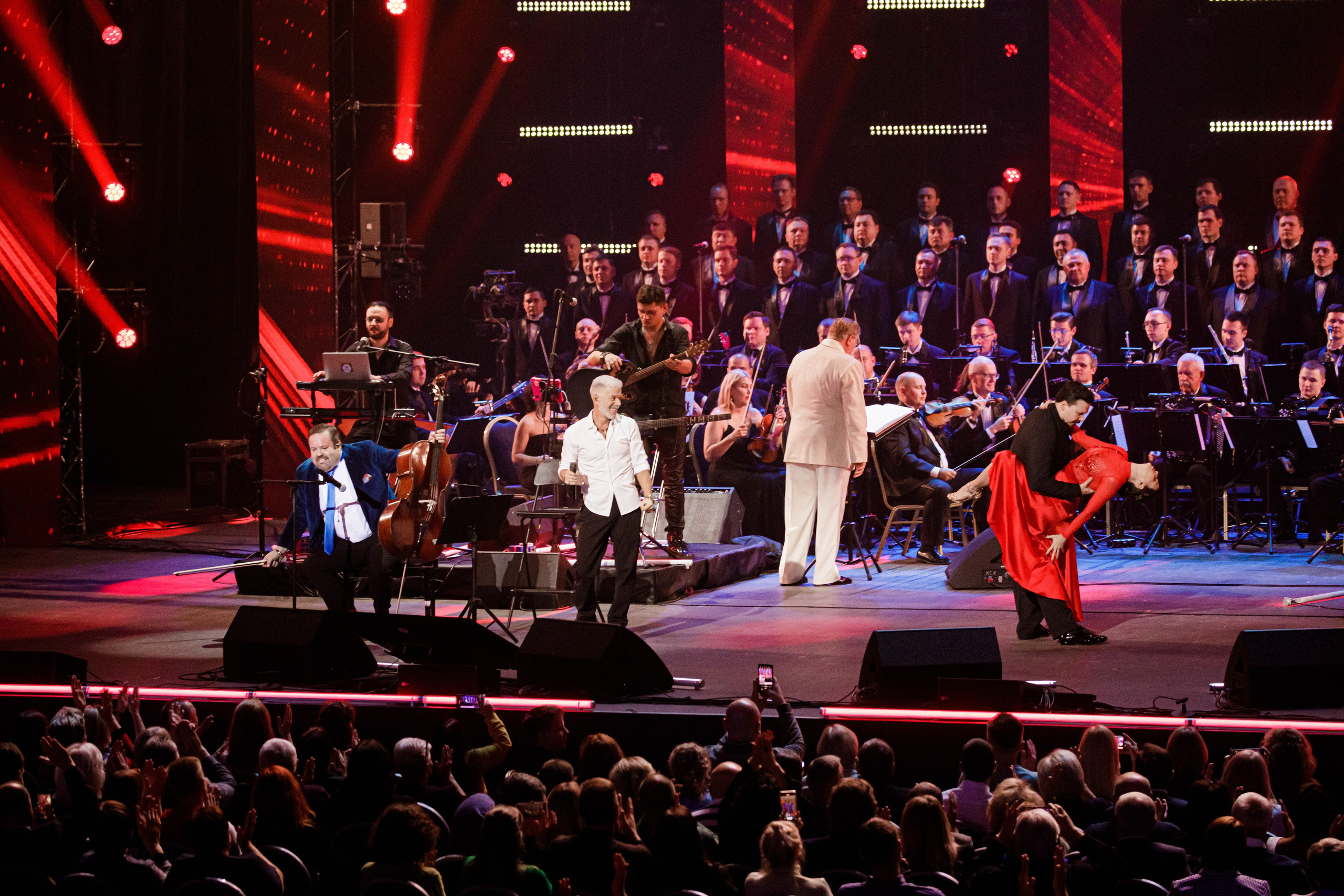 Концертное. ЧБ Фотограф Ольга Лесли