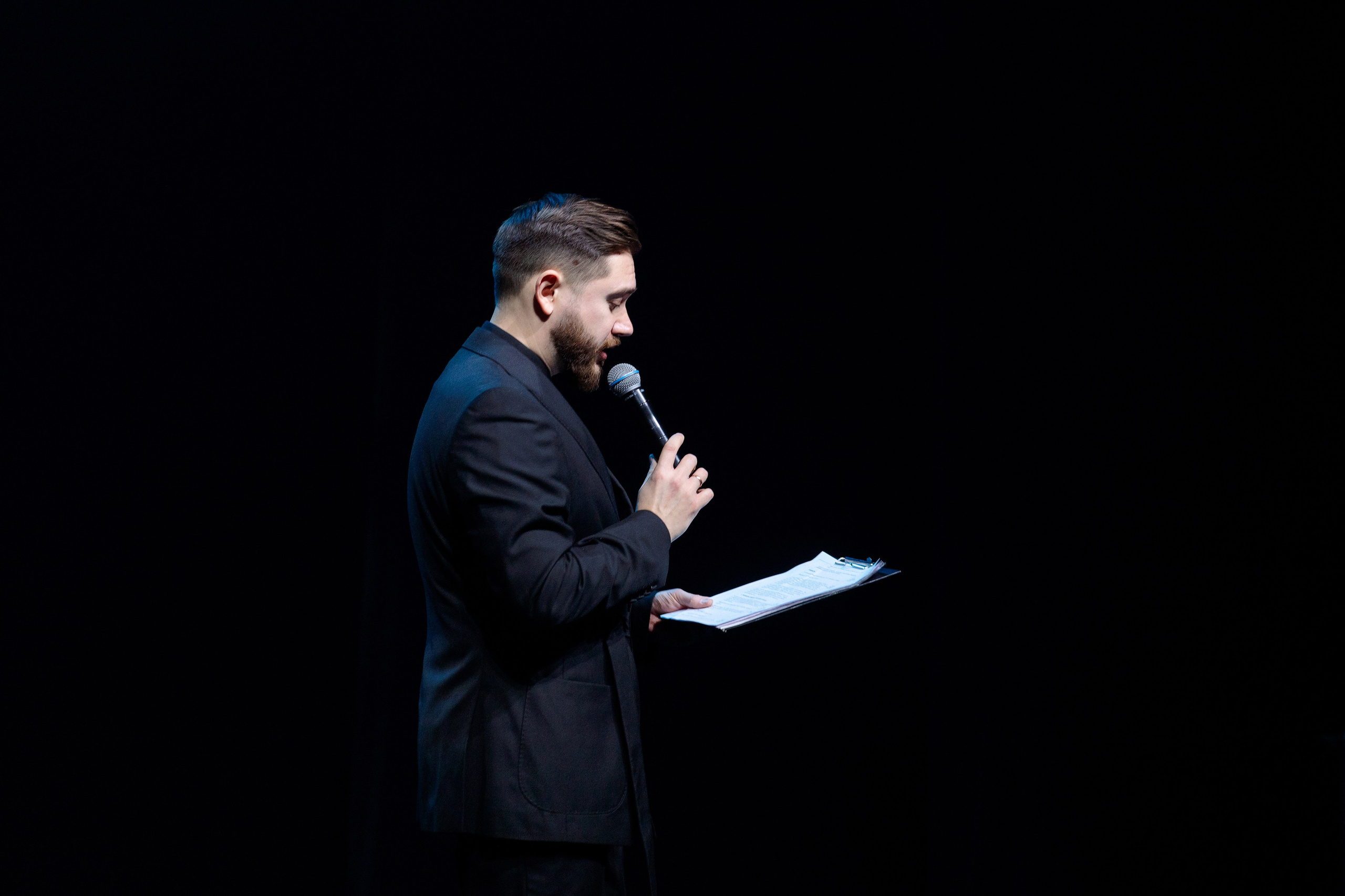 РЕПОРТАЖ: НОВЫЙ ГОД В ДК МЕТАЛЛУРГ. Профессиональный фотограф в Ижевске Леша Петров