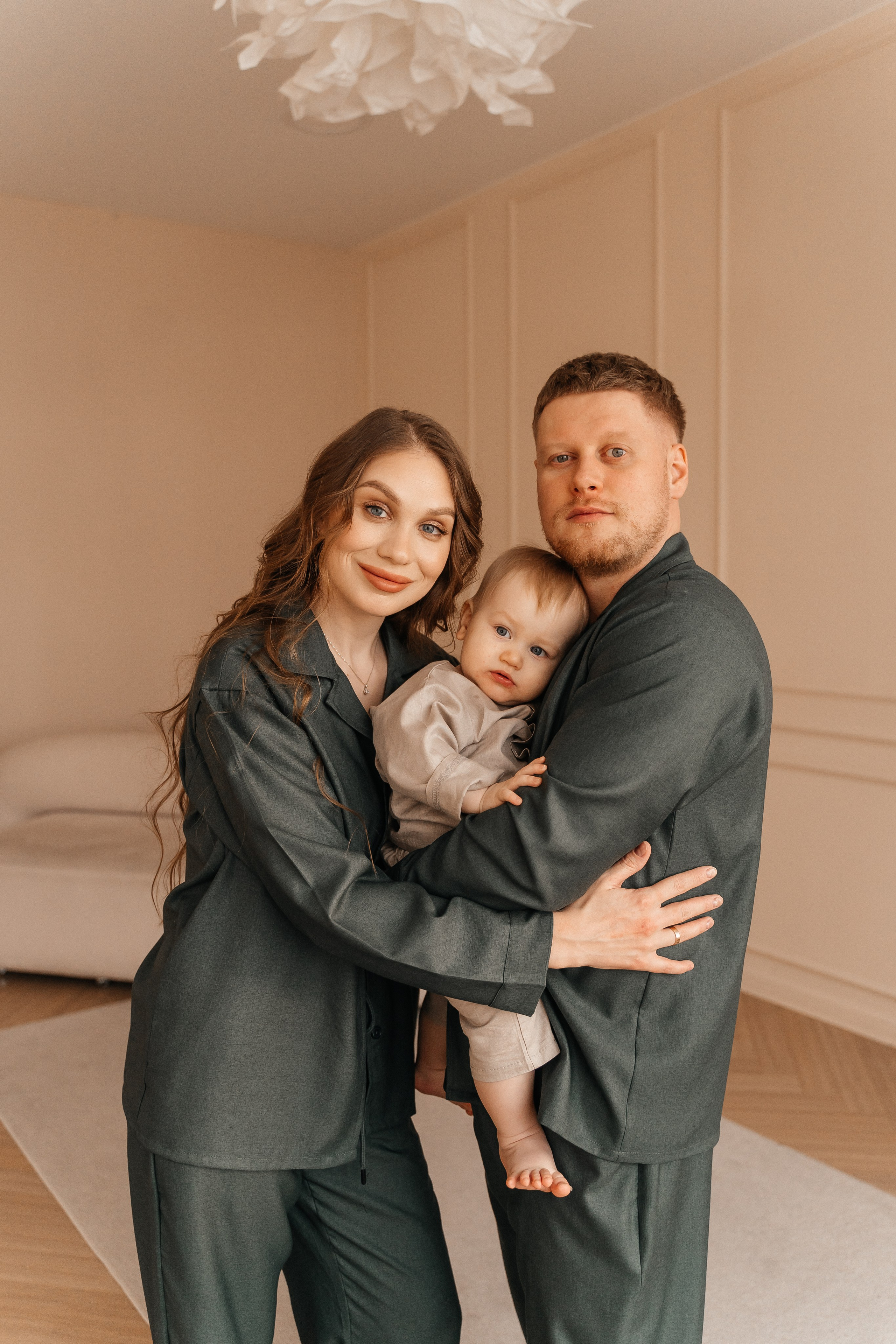 Илья, Таня и Мирон. Волик Мария