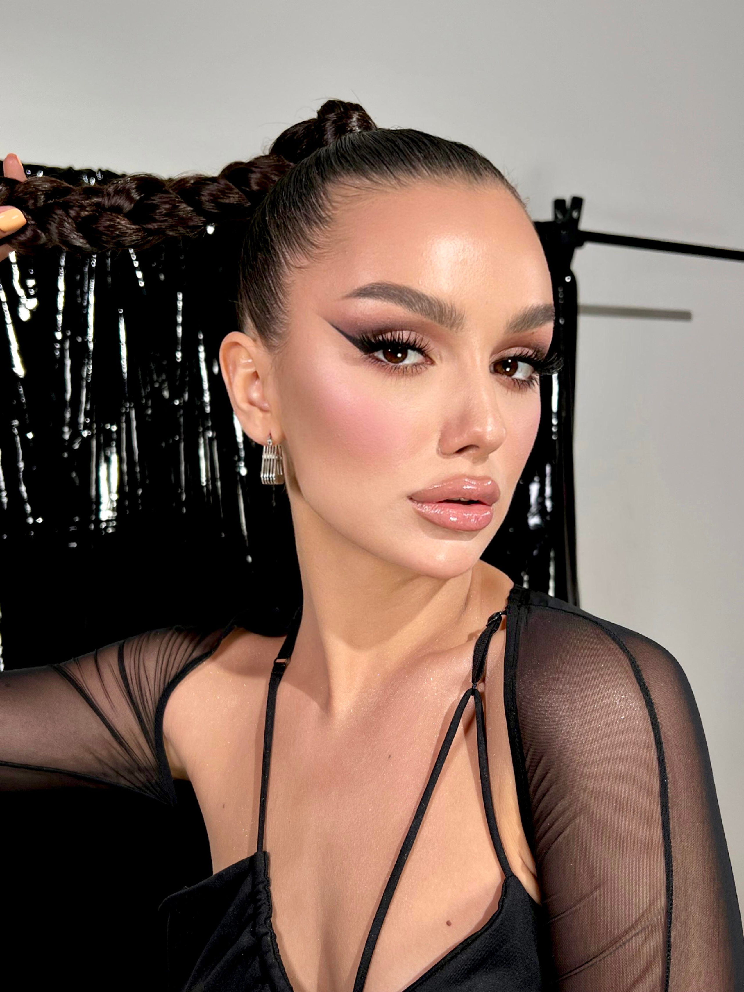 Марина. Фотосъемка для маркетплейс в Краснодаре