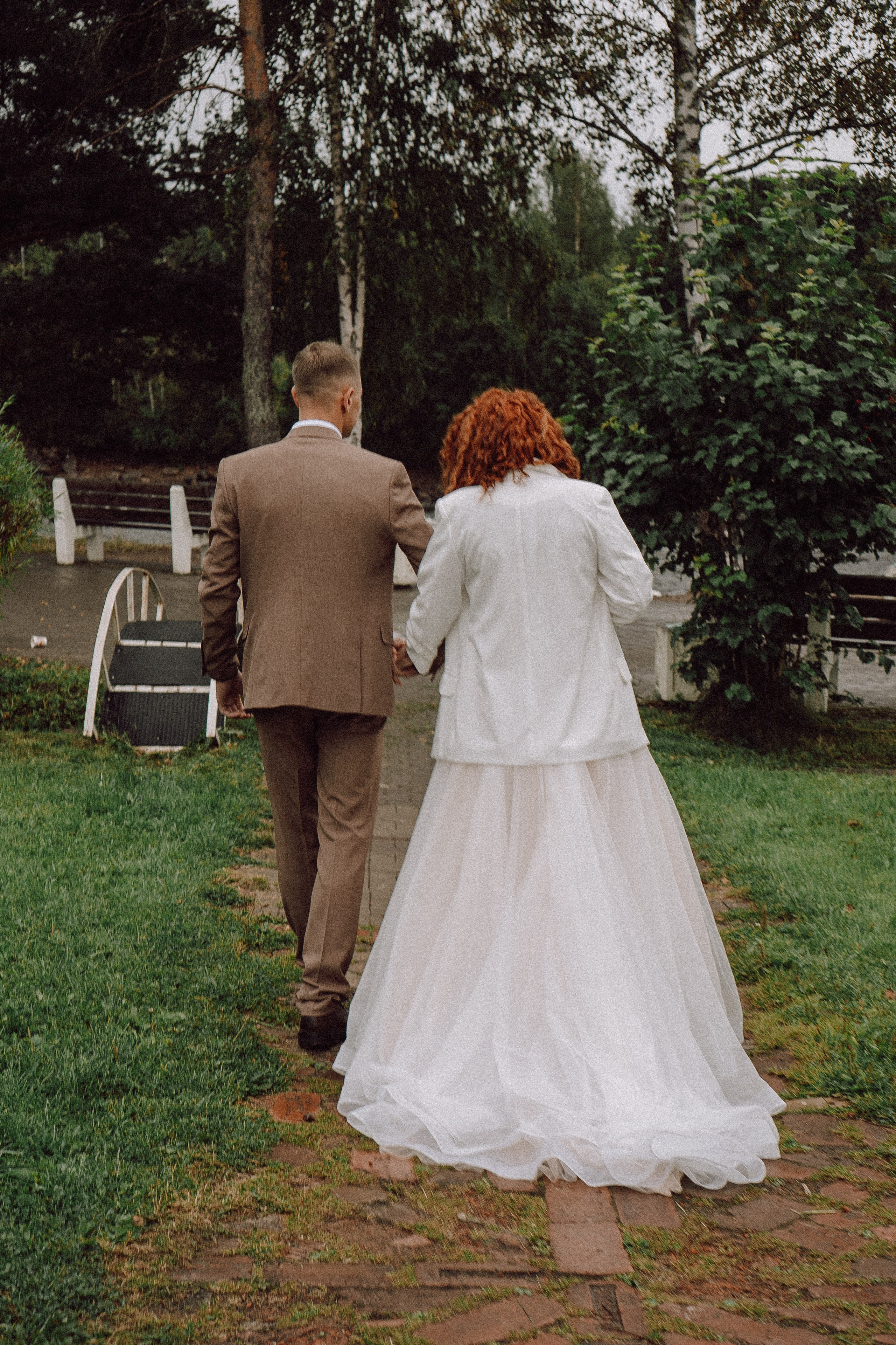 СВАДЕБНАЯ ФОТОСЕССИИЯ ПАРЫ В ГОРОДЕ ПРИОЗЕРСК В СОСНОВОМ ЛЕСУ И С ПИКАПОМ. Профессиональный фотограф, Санкт-Петербург — Виктория Богомолова