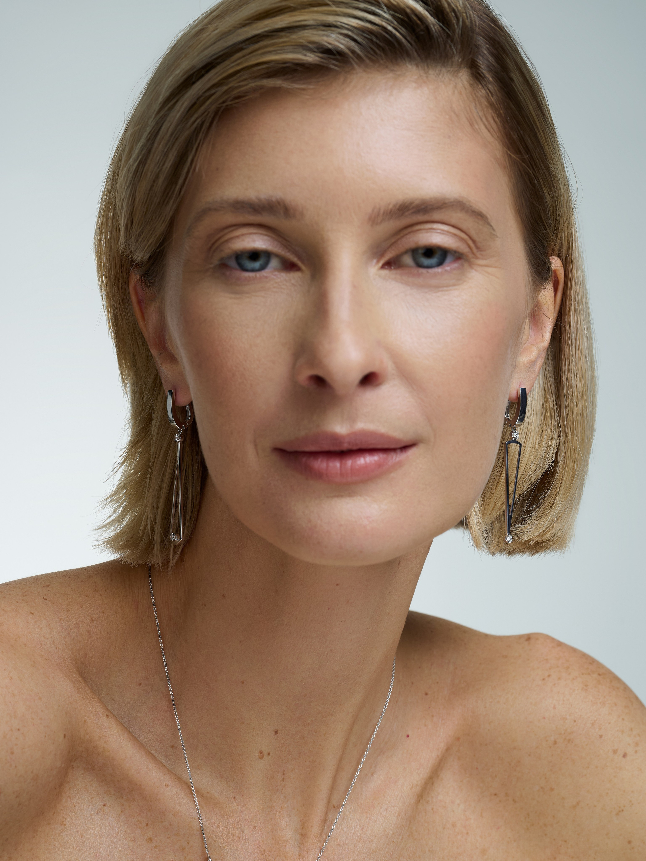 Каталог для бренда AllTime. Фотограф для брендов в Москве Ксения Чупрунова