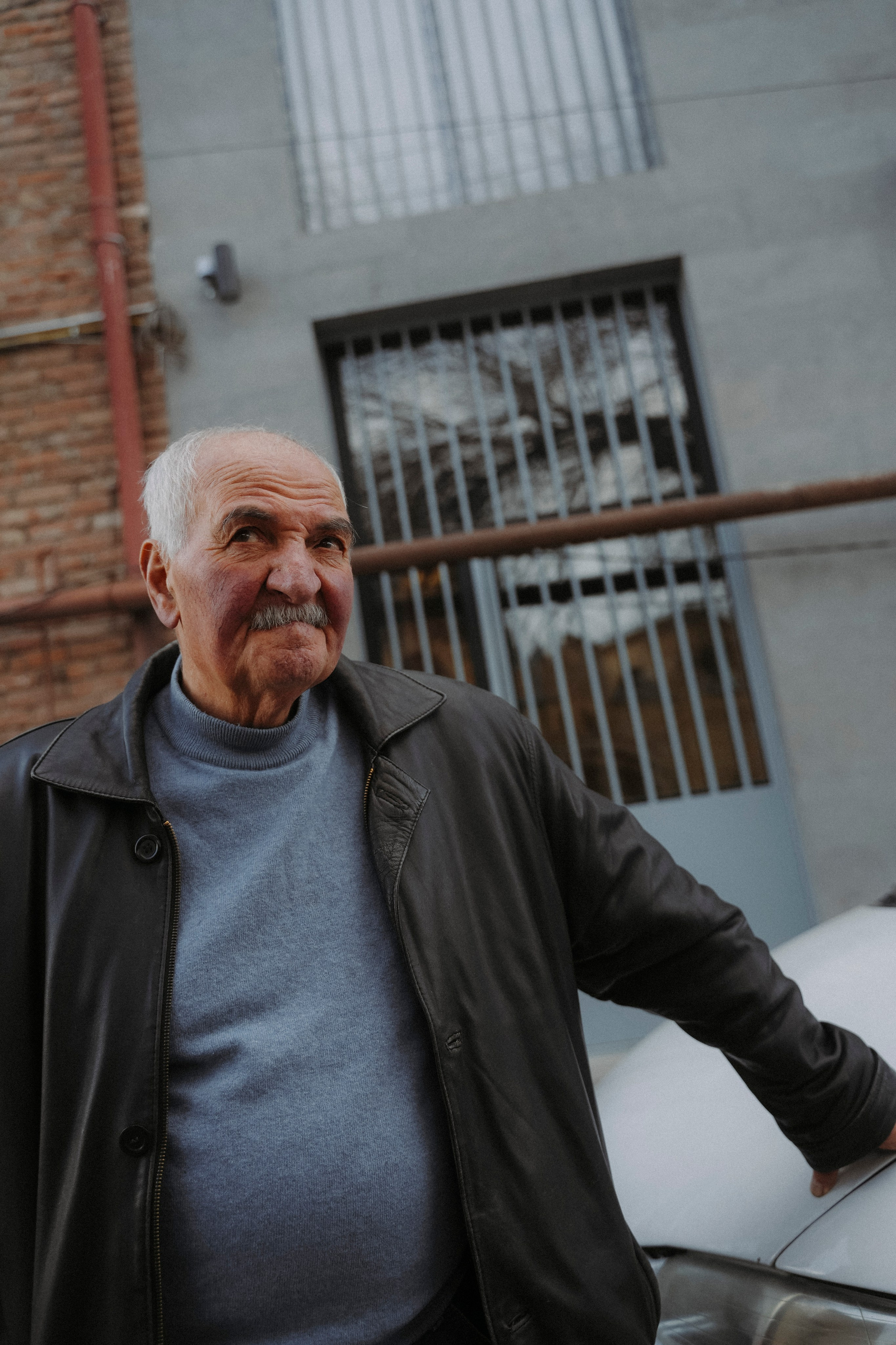 ТБИЛИСИ 2023-2024. Стрит-фотография, полная абсурда, идиотизма и красоты