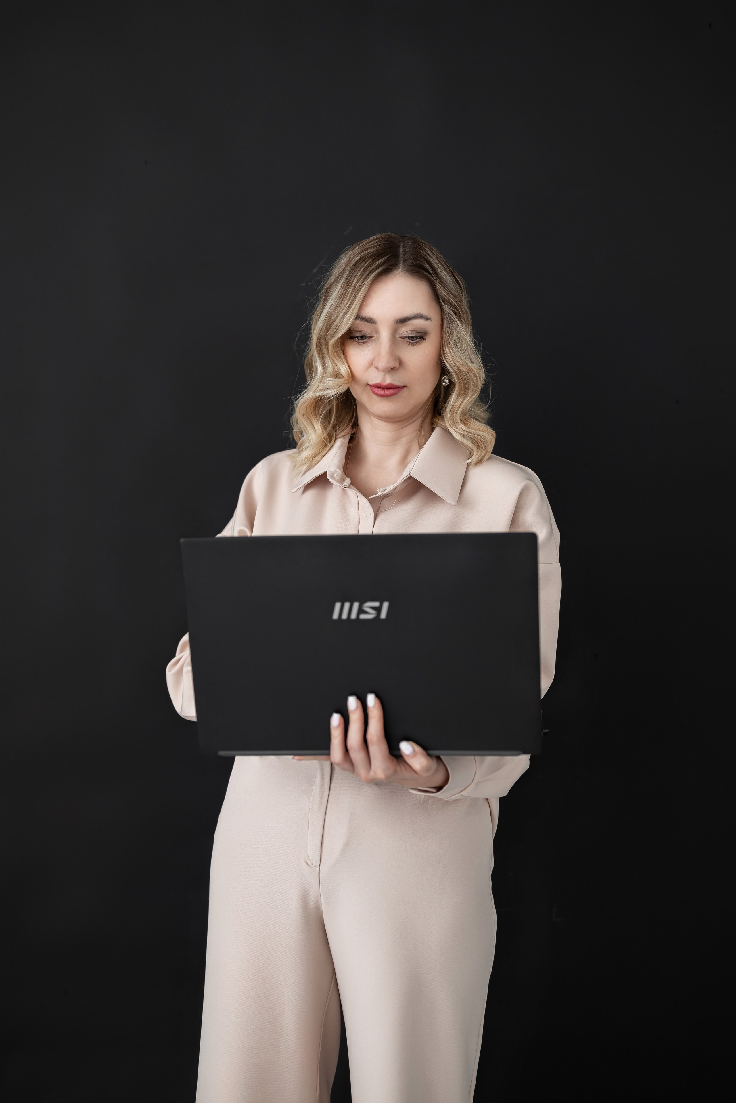 Елена. Мастер по наращиванию ресниц. Фотограф в городе Салават