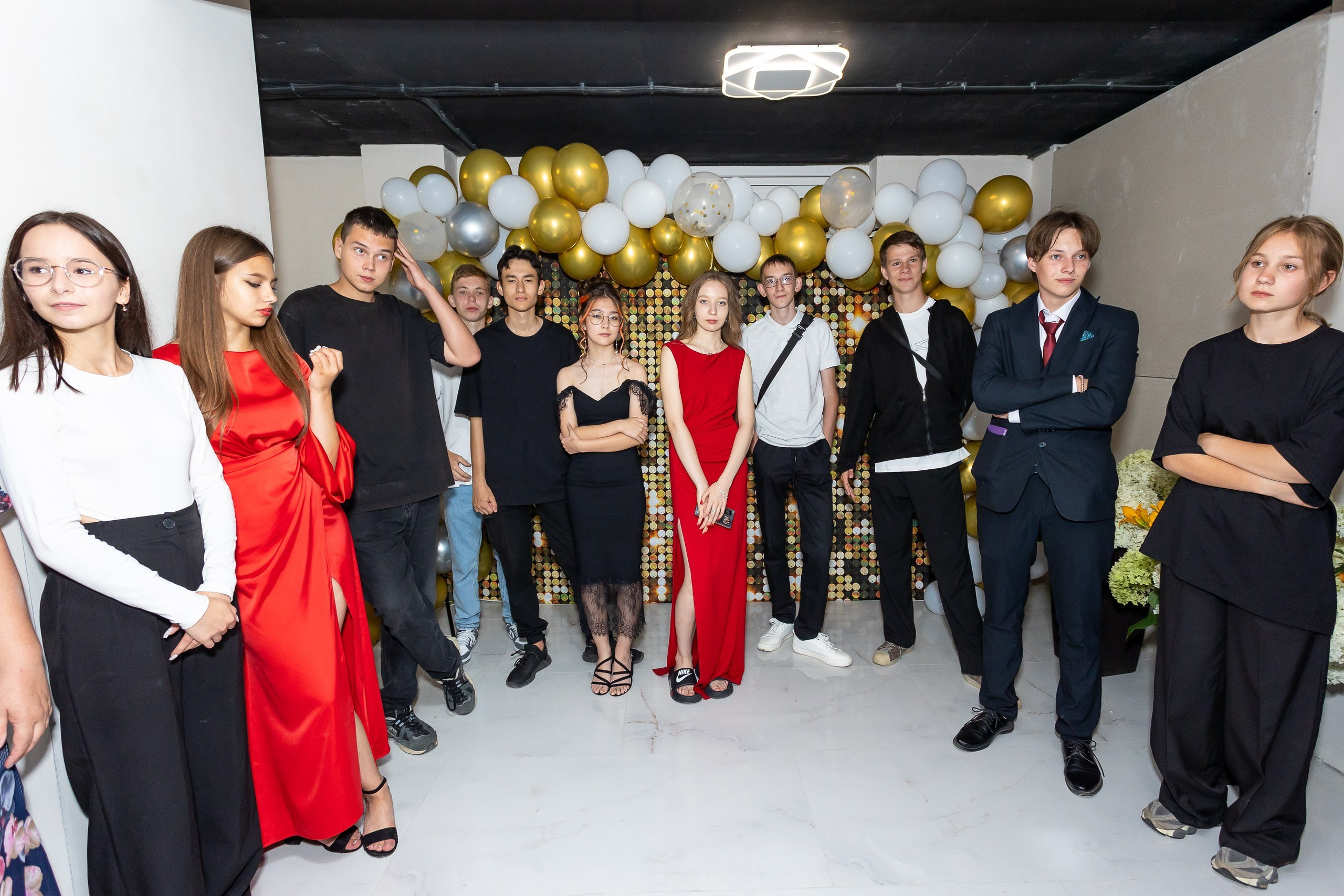 Вручение аттестата и выпускной вечер. Выпускные альбомы Майкоп, Краснодар Елена Золотарева