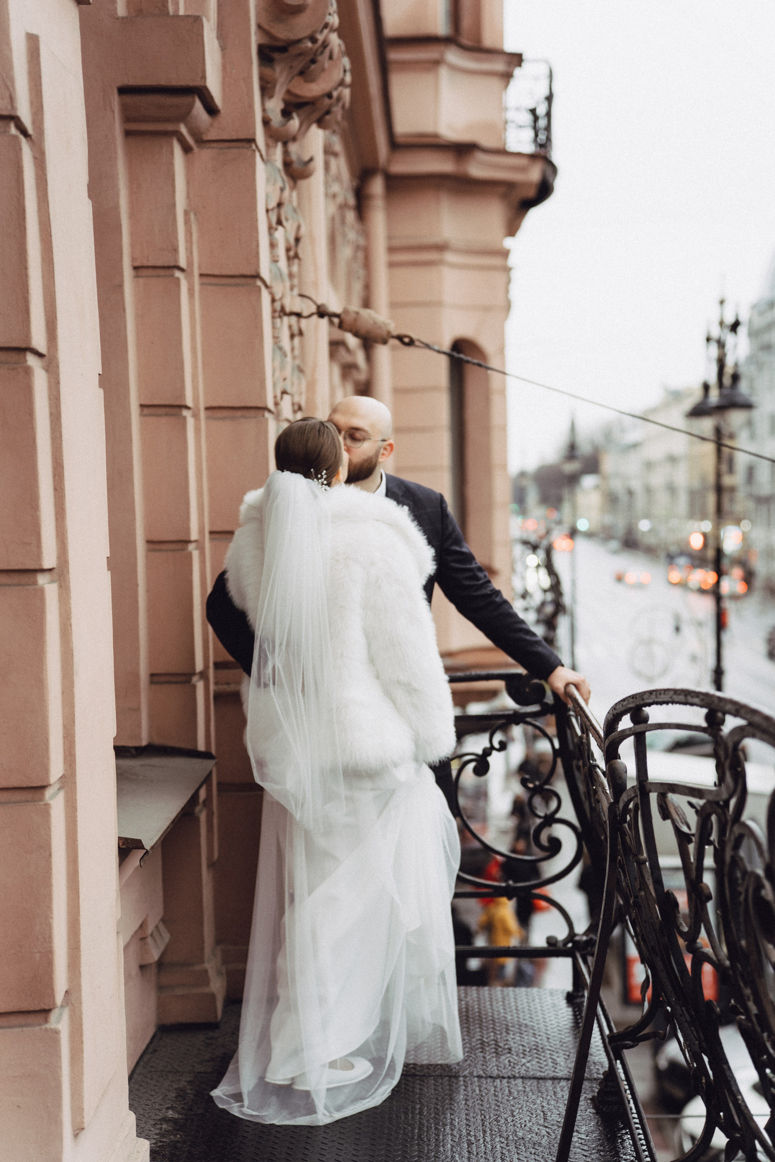 СВАДЕБНАЯ СЬЕМКА ВО ВТОРОМ ДВОРЦЕ (ДЕКАБРЬ) ТАКЖЕ СЬЕМКА В СТУДИИ НА ЧЕРНЫШЕВСКОЙ. Профессиональный фотограф, Санкт-Петербург — Виктория Богомолова