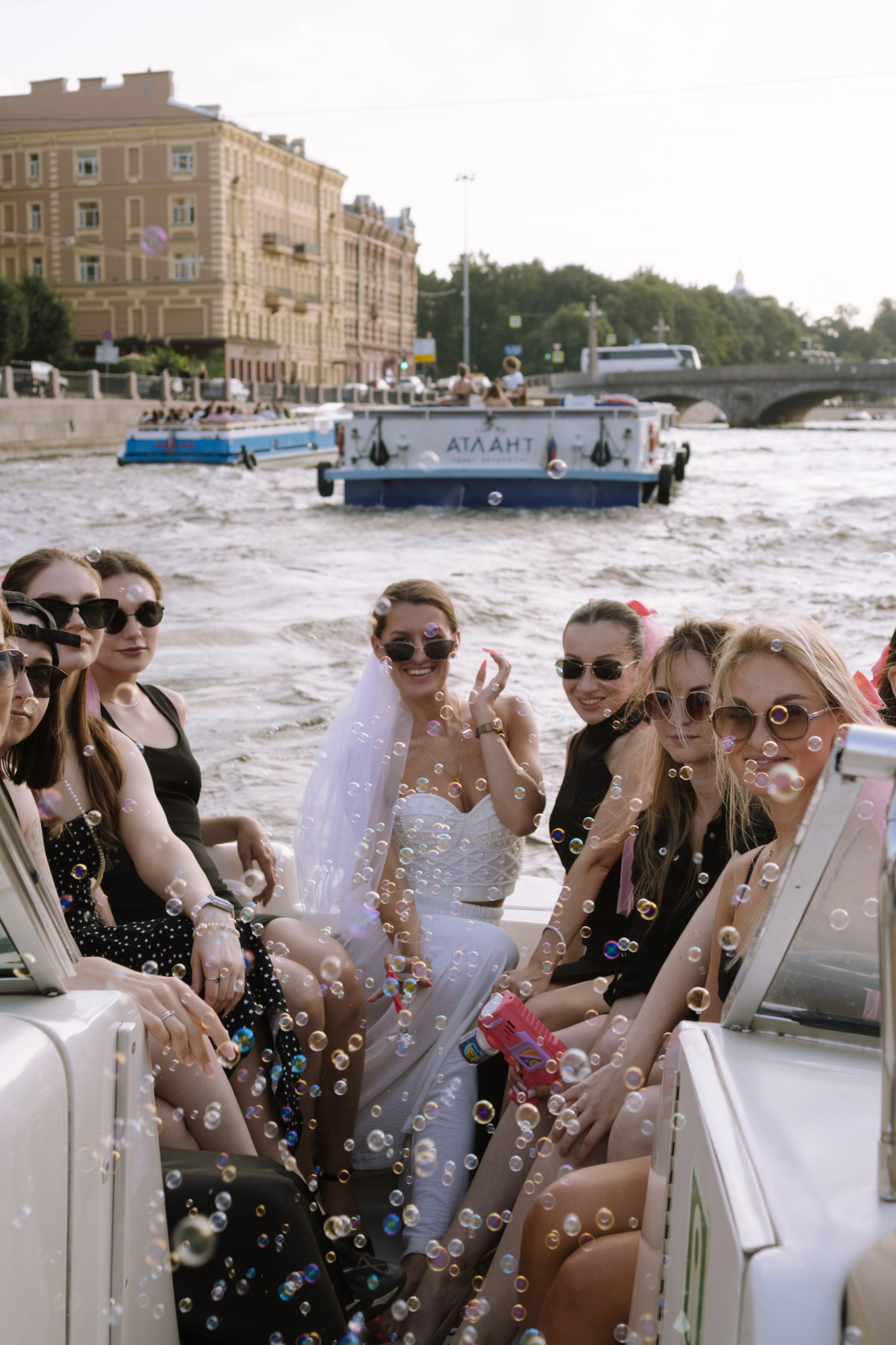 ДЕВИЧНИК НА КАТЕРЕ. Профессиональный фотограф, Санкт-Петербург — Виктория Богомолова