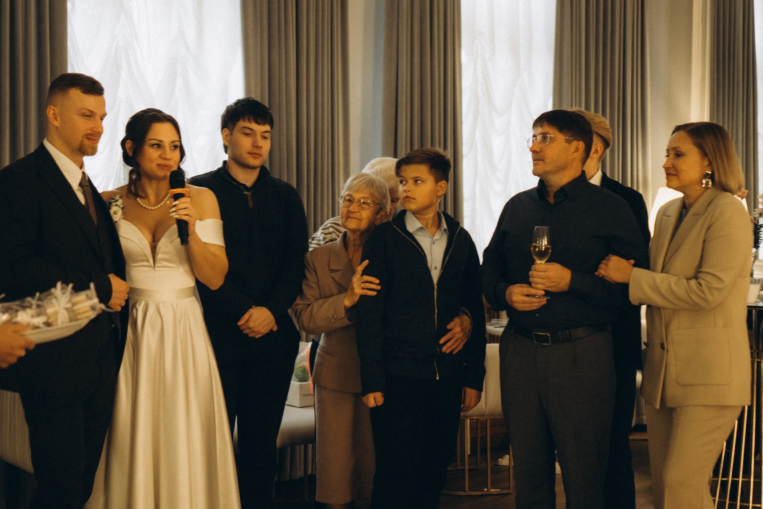 СЬЕМКА РЕПОРТАЖ В ЗАГСЕ (2 ДВОРЕЦ). Профессиональный фотограф, Санкт-Петербург — Виктория Богомолова