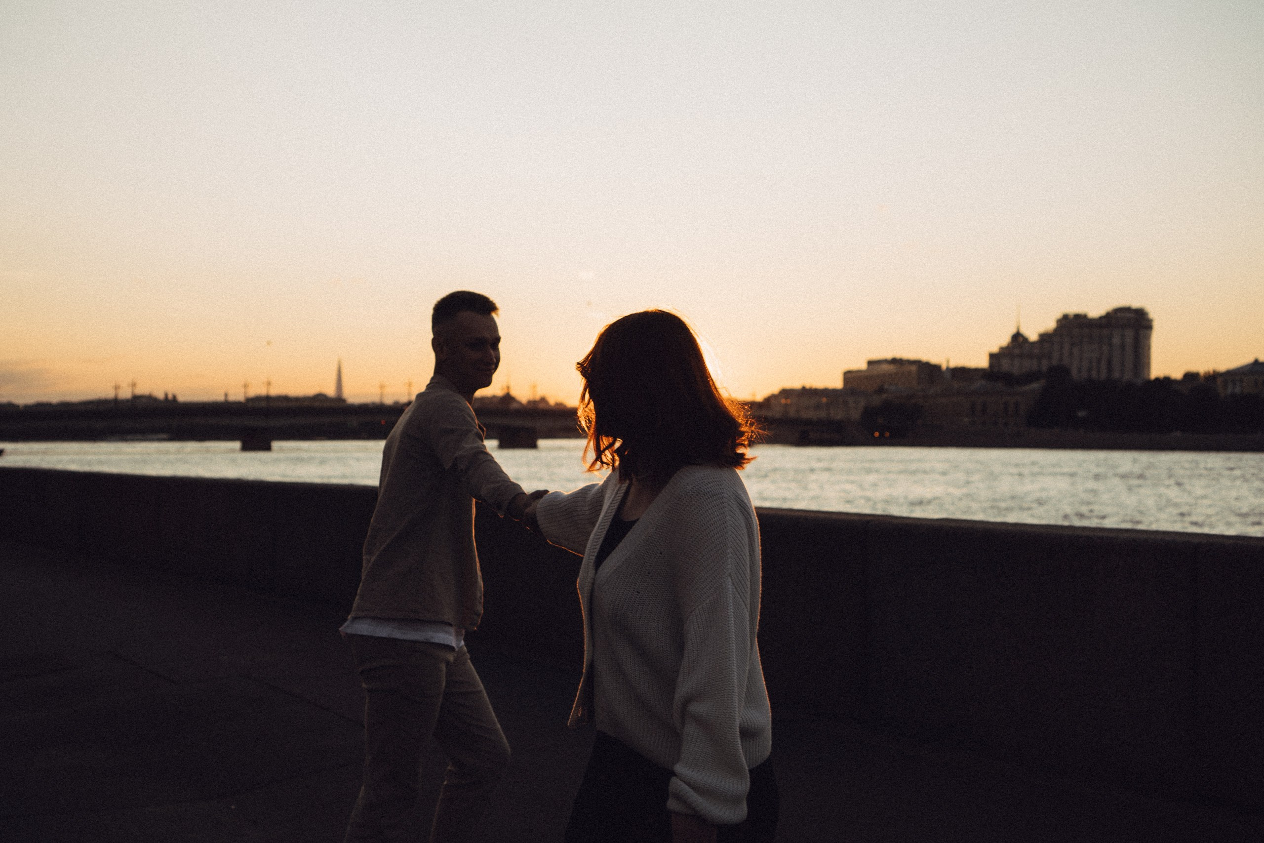 Любовная прогулка на закате. Профессиональный фотограф, Санкт-Петербург — Виктория Богомолова