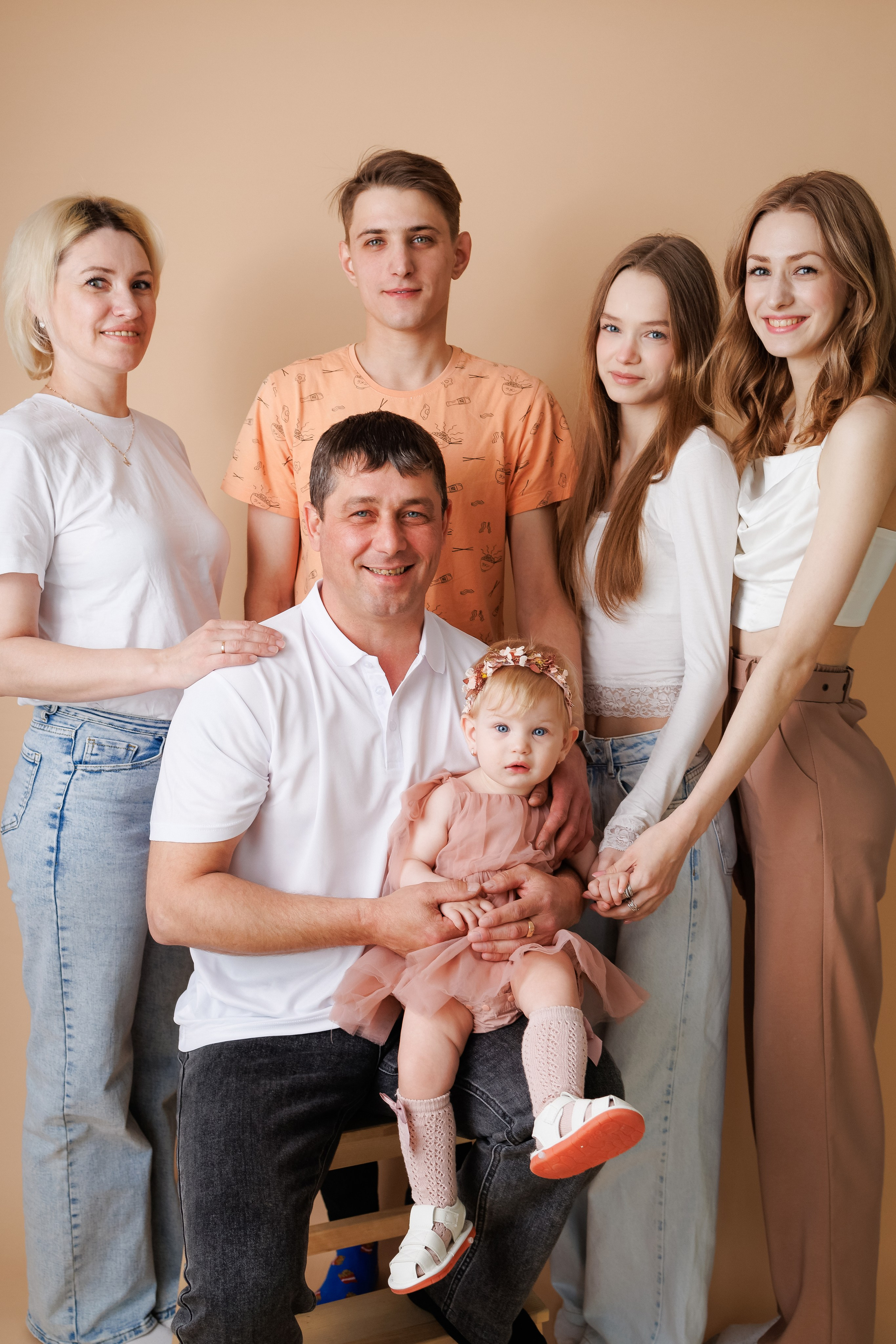 Юлечке 1 годик. Фотограф новорожденный малышей Новосибирск